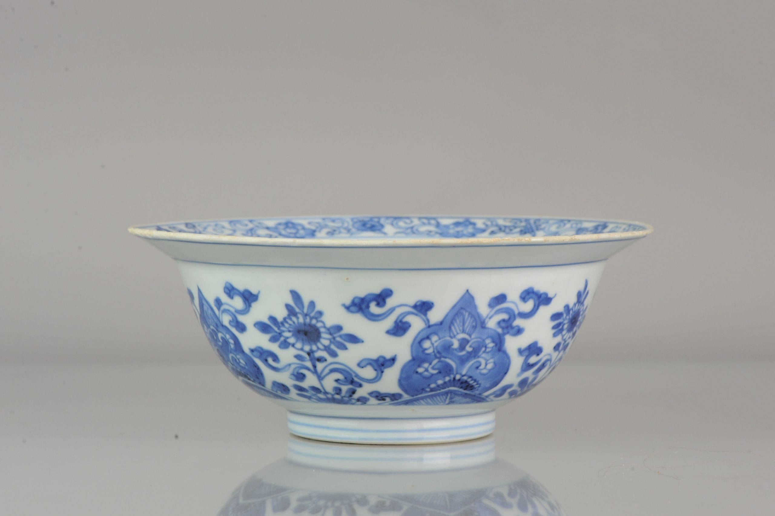 Big Antique Chinese Arabic Style Klapmuts Blue White China Dish In Good Condition In Amsterdam, Noord Holland