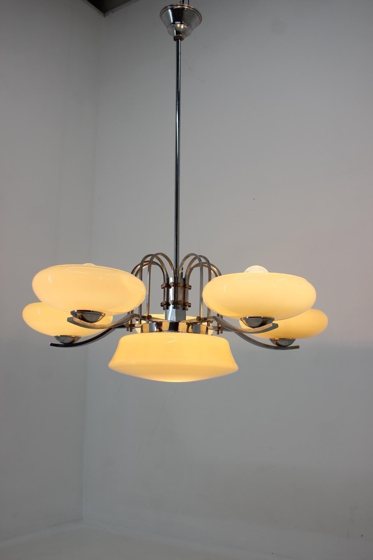 Big Art Deco Bauhaus Chrome Pendant / Chandelier, 1930s 1