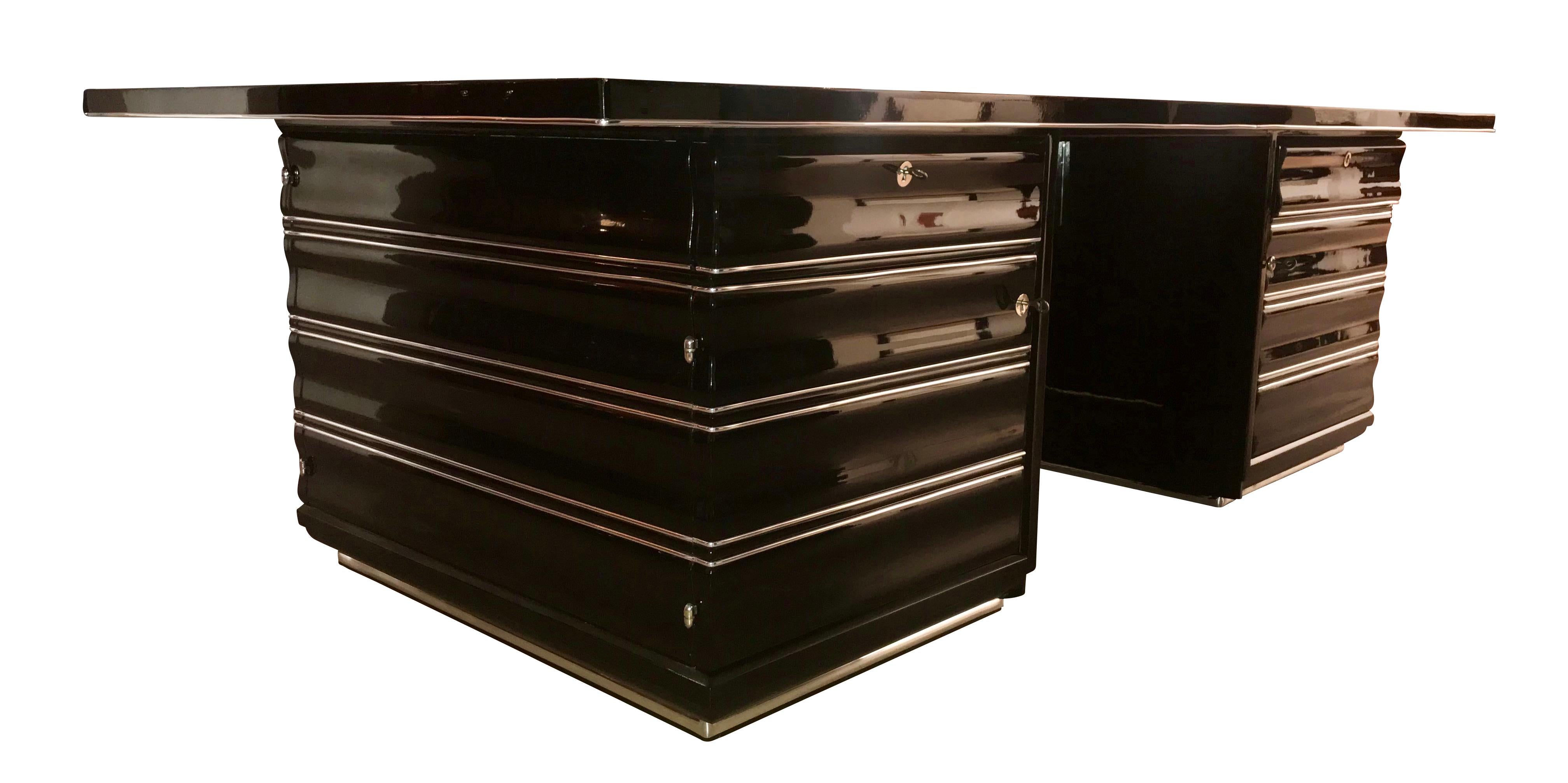 Big Art Deco Desk, Black Lacquer and Chrome, France, circa 1930 1