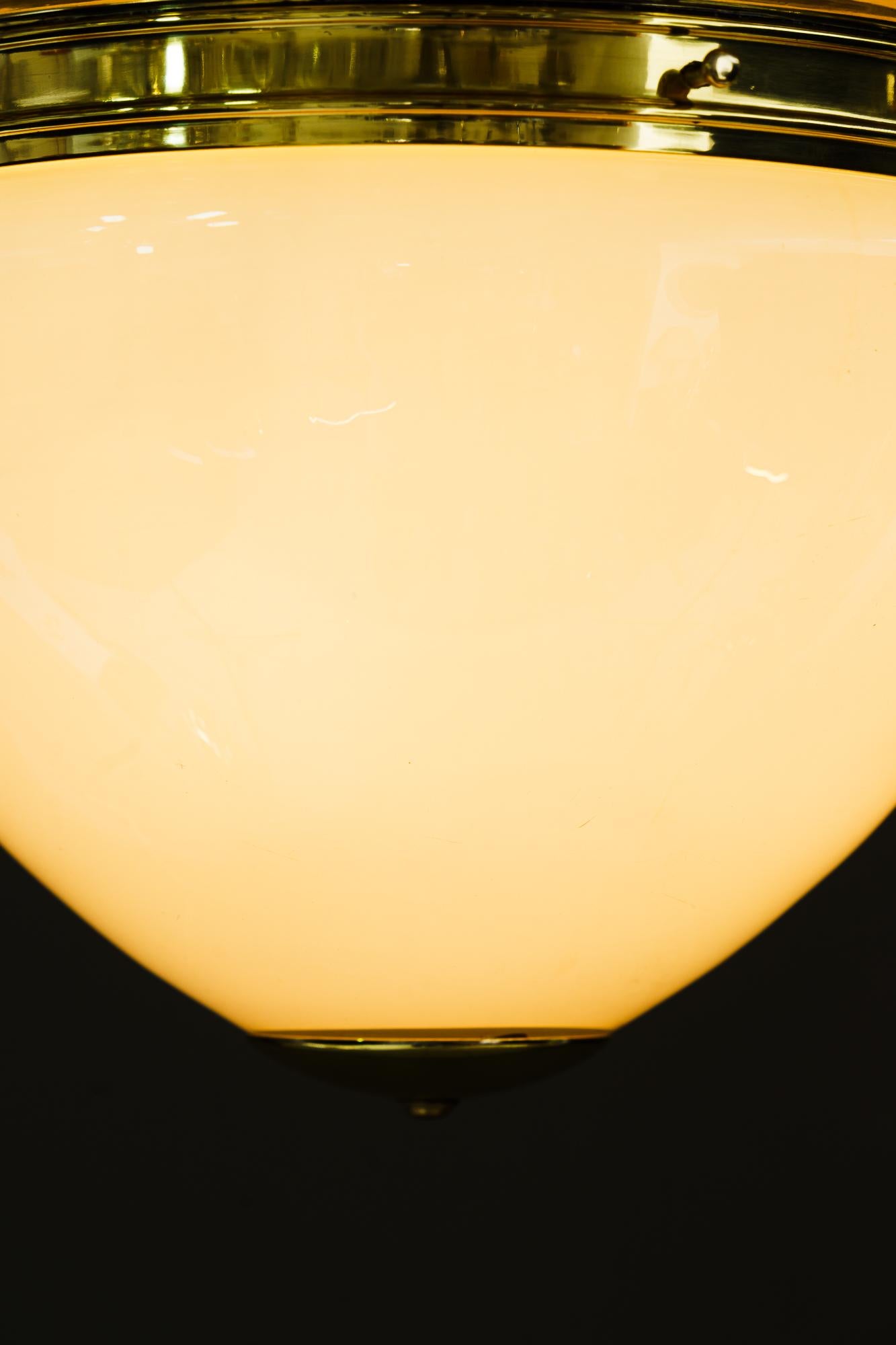 Grande lampada da soffitto art déco vienna anni '20 circa in vendita 1
