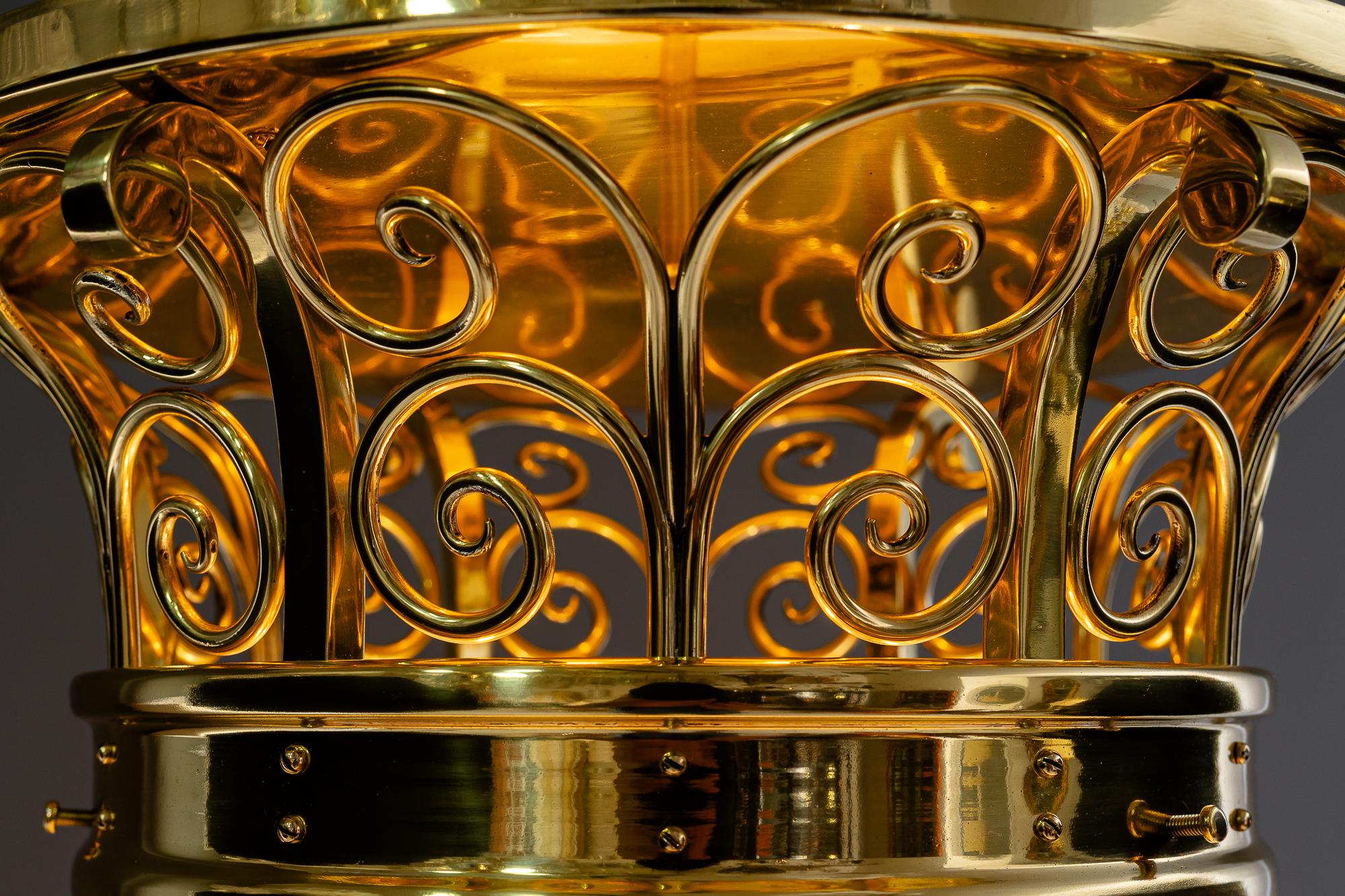 Grand plafonnier Art Déco avec abat-jour original en verre opale vienne vers 1920 en vente 3