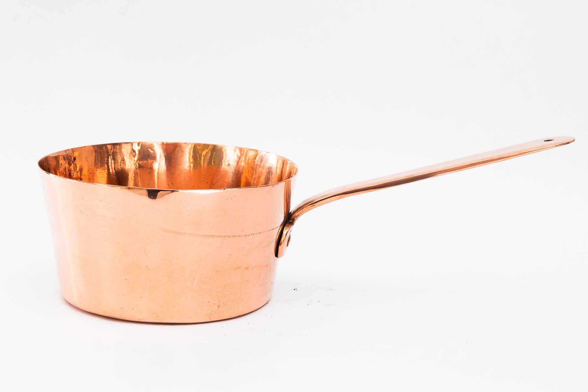 Big deco kupfer schale mit henkel wien um 1920s (Art déco) im Angebot