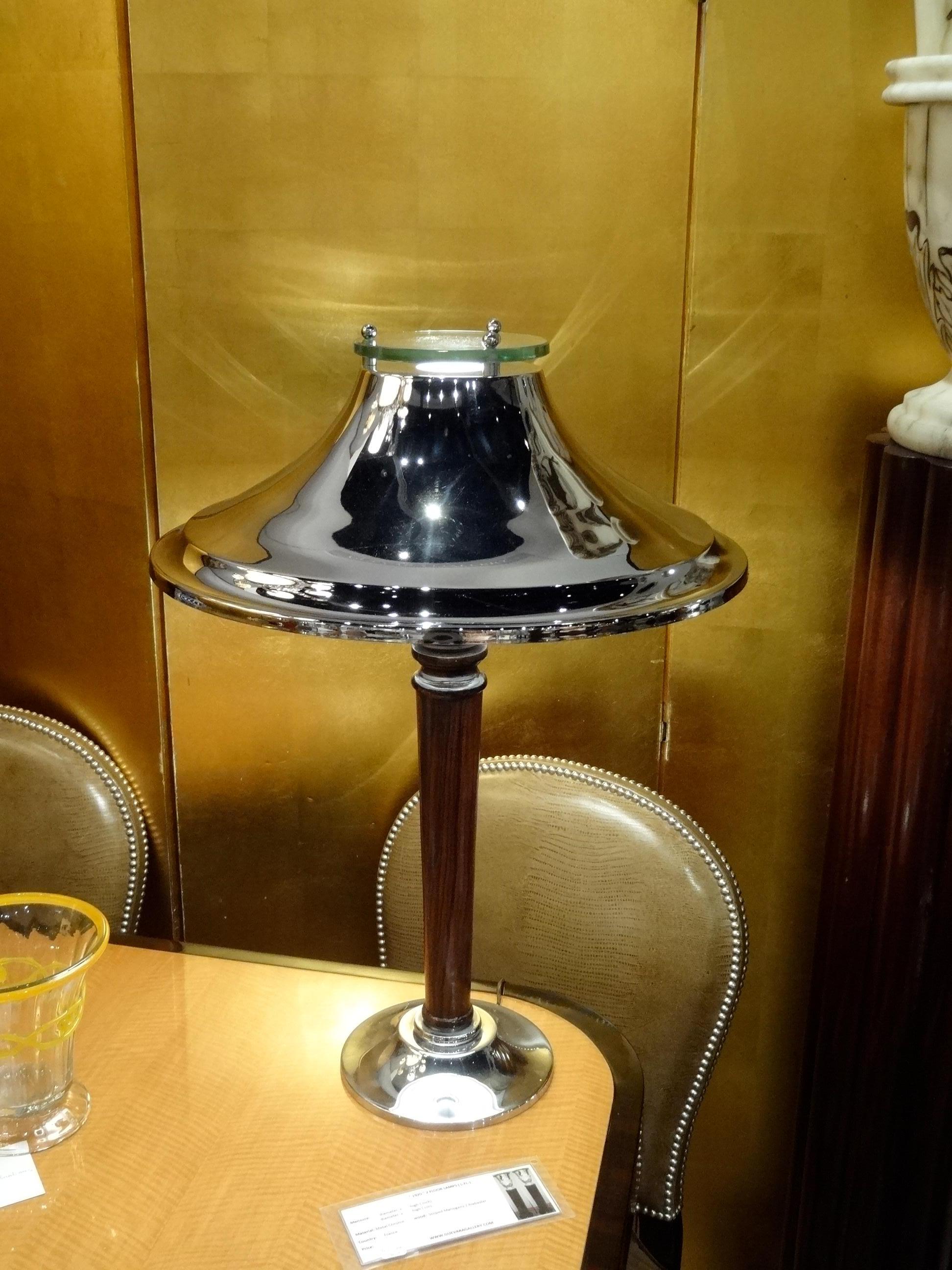 Early 20th Century Big Art Deco table Lamp, 1920 in Chrome , France For Sale