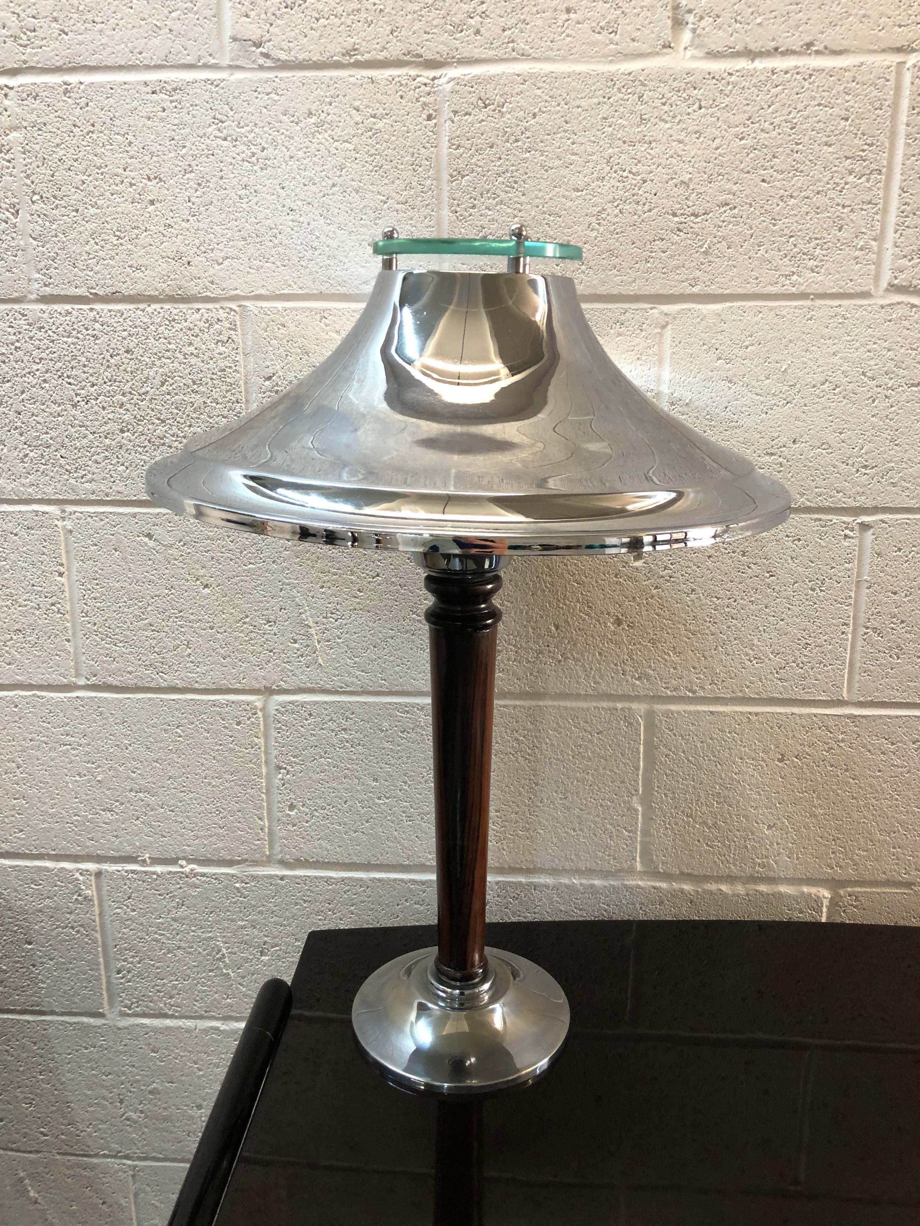 Début du 20ème siècle Grande lampe de table Art Déco en chrome, 1920, France en vente