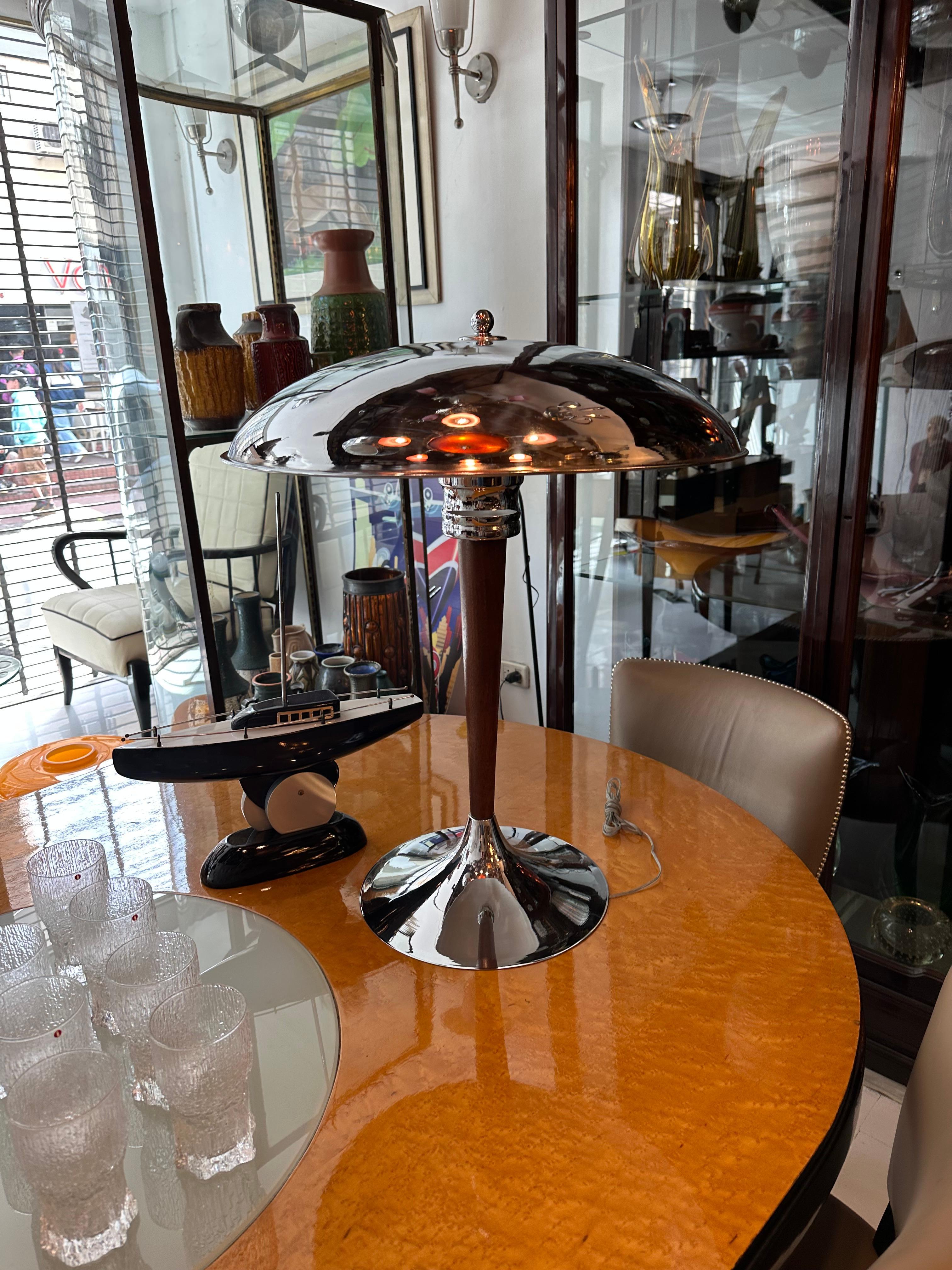 German Big Art Deco table Lamp in chrome and wood, 1930 For Sale