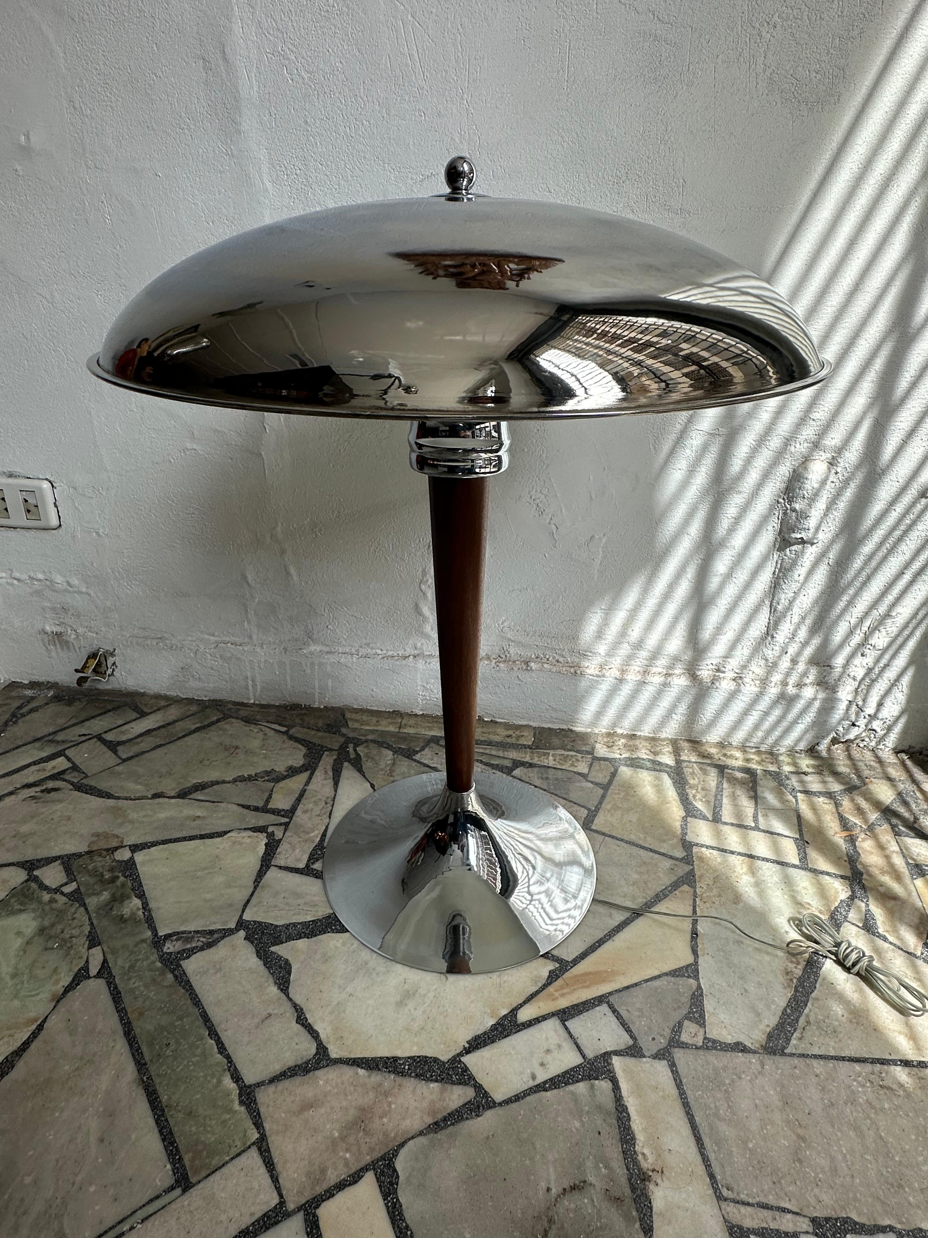 Mid-20th Century Big Art Deco table Lamp in chrome and wood, 1930 For Sale