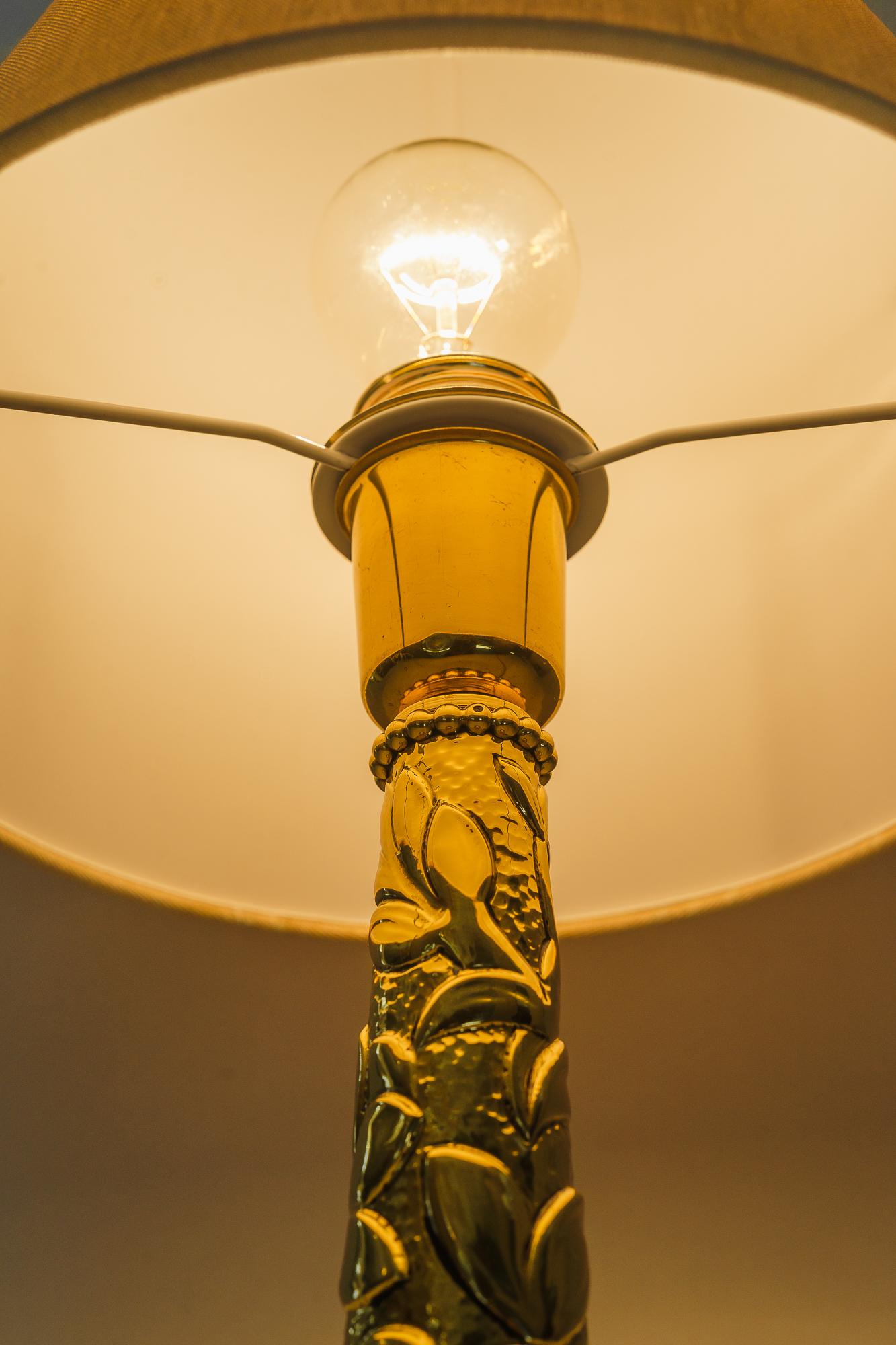 Grande lampe de bureau Art déco avec abat-jour en tissu vers les années 1920 en vente 5
