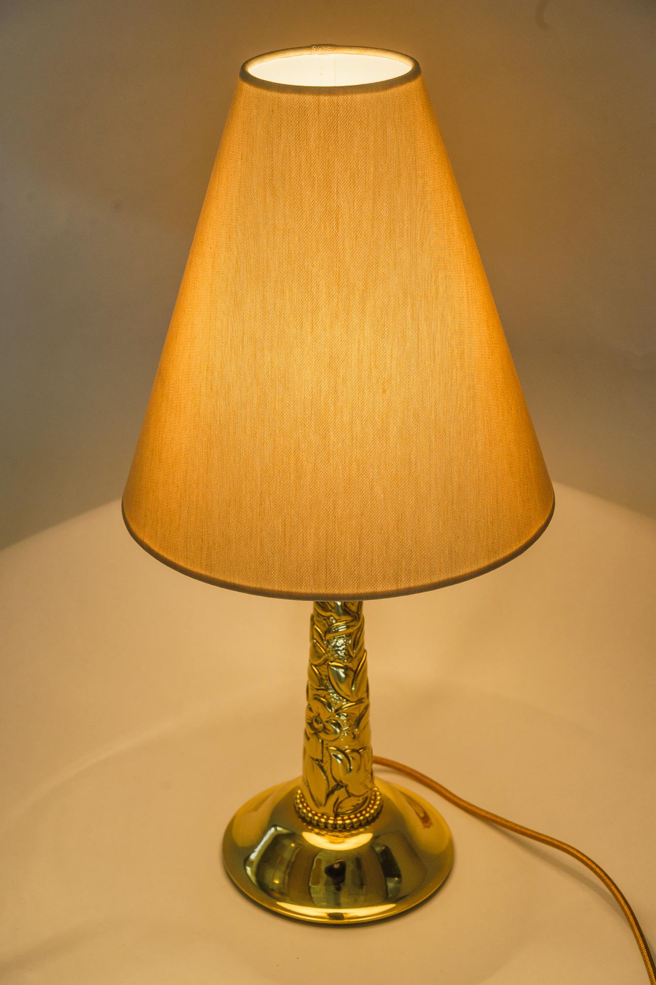 Grande lampe de bureau Art déco avec abat-jour en tissu vers les années 1920 en vente 6