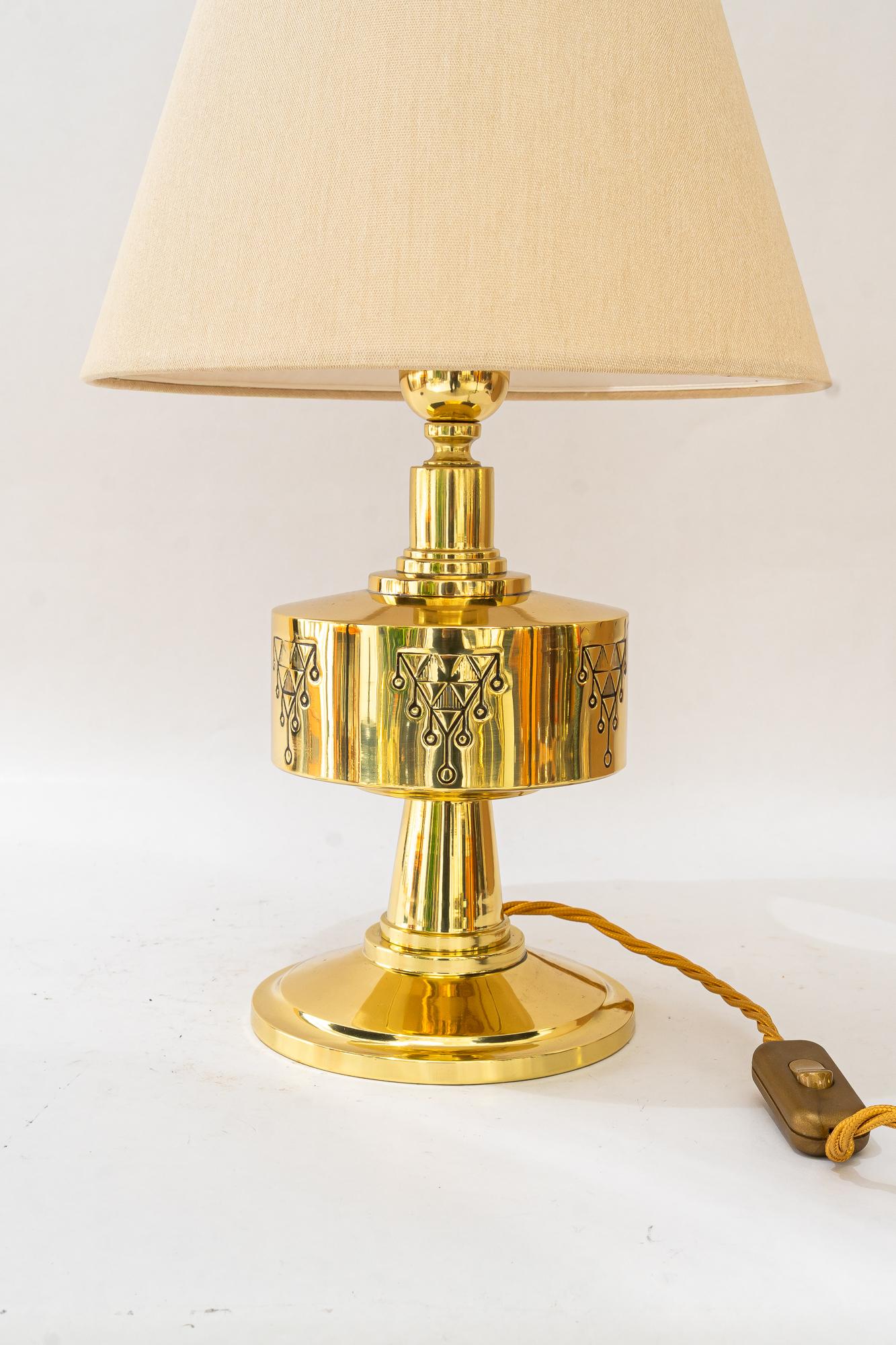 Bigli Art Deco Tischlampe mit Stoffschirm Wien um 1920 (Art déco) im Angebot