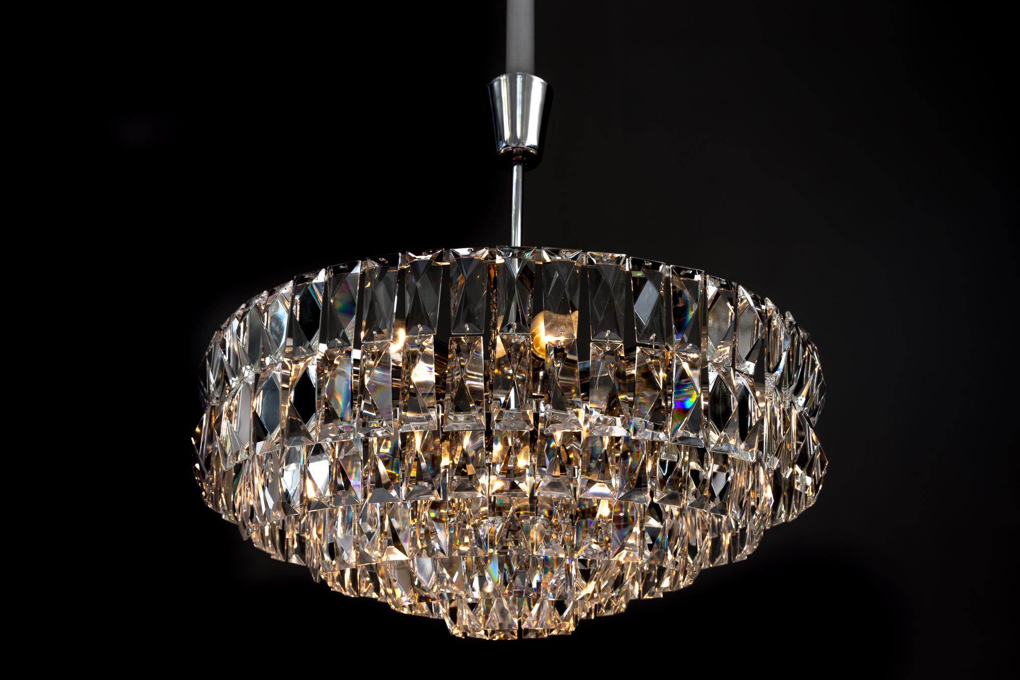 Big Bakalowits Crystal Chandelier, circa 1960s For Sale 4