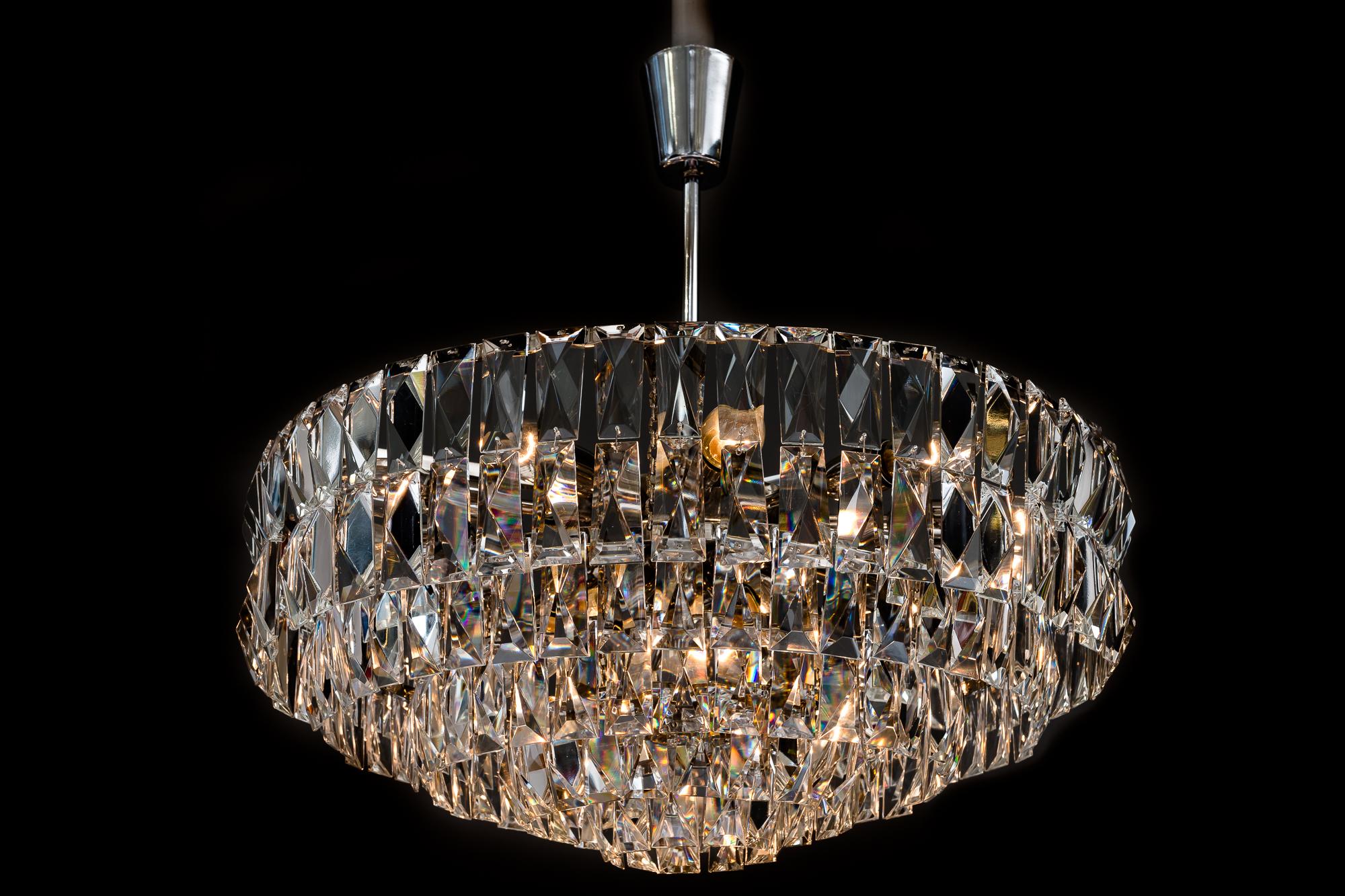 Big Bakalowits Crystal Chandelier, circa 1960s For Sale 5