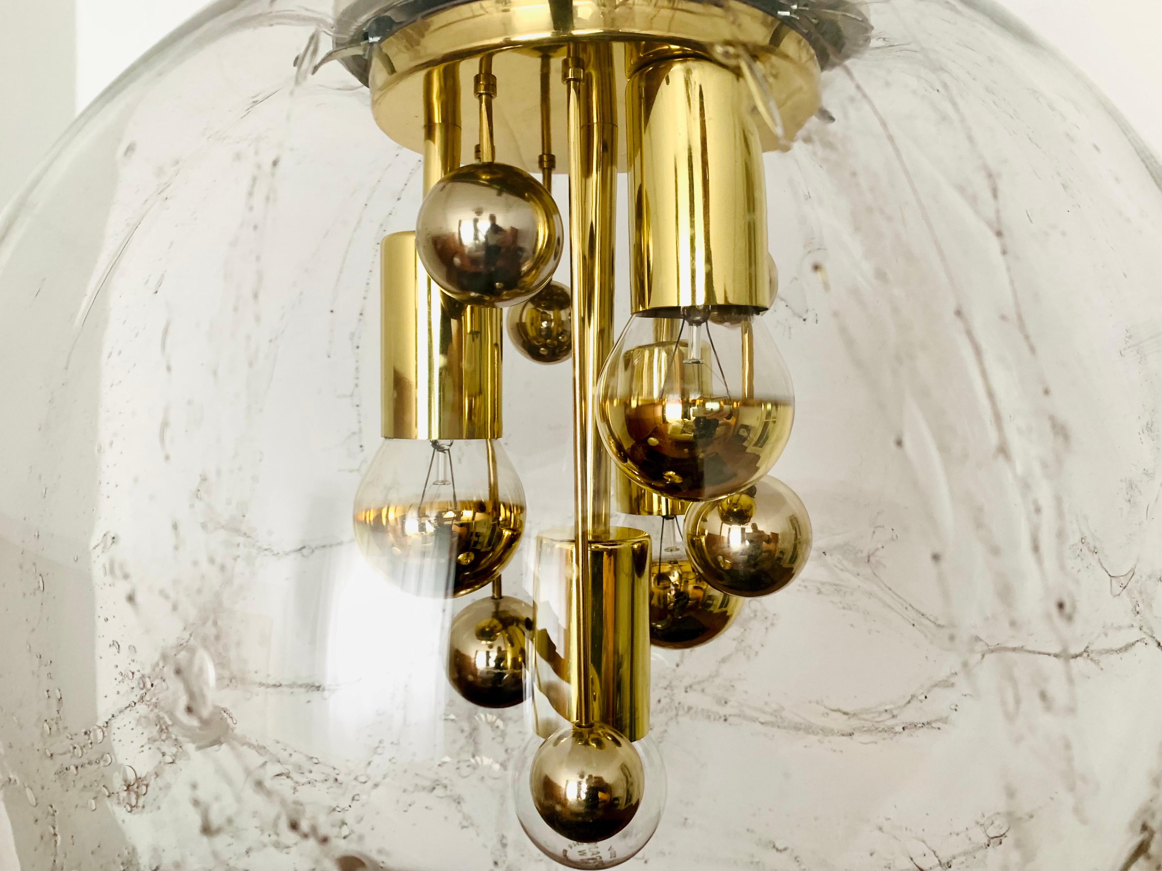 Milieu du XXe siècle Lampe pendante Big Ball en verre par Doria en vente