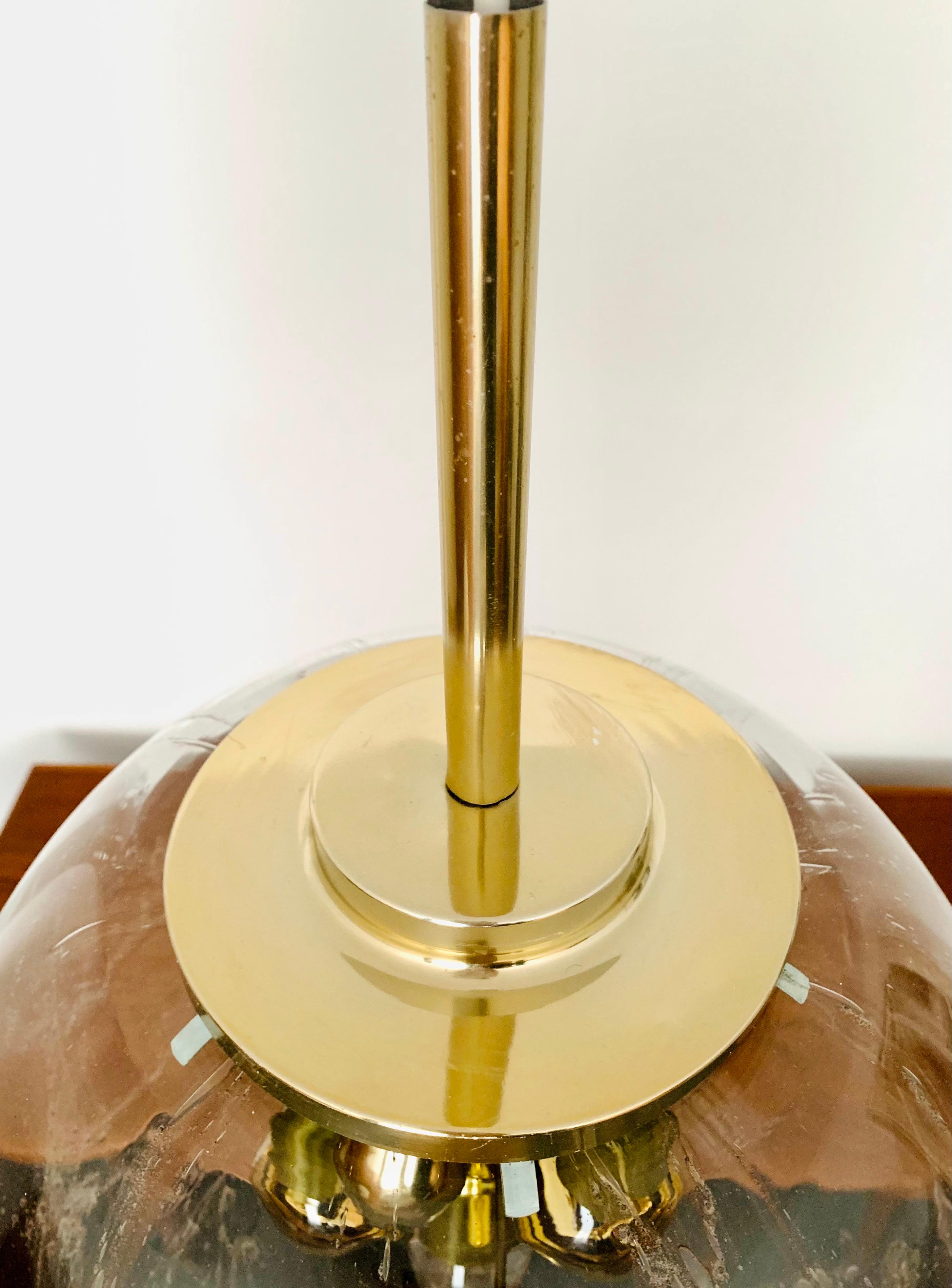 Große Kugelglas-Hängelampe von Doria (Metall) im Angebot