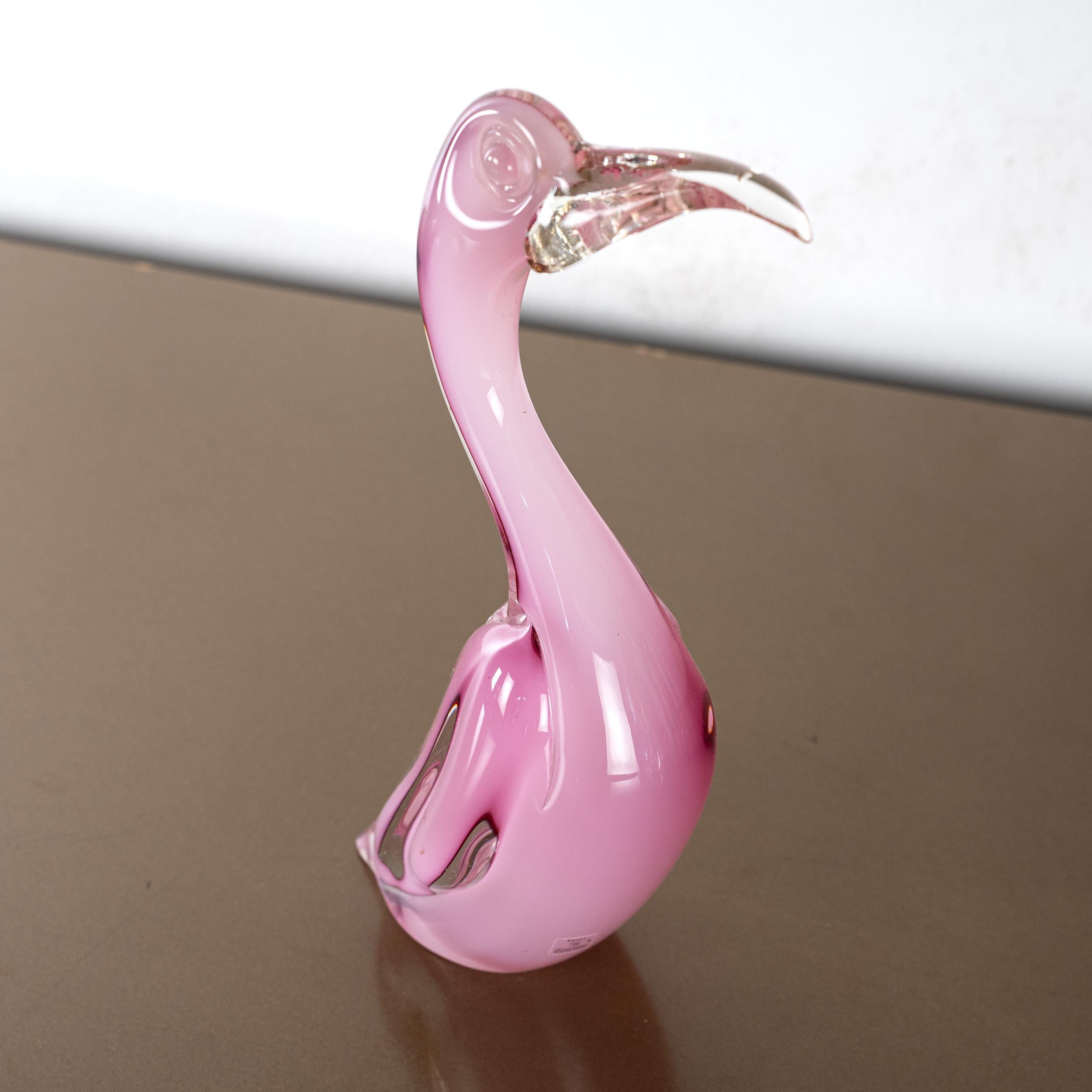 Hand-Crafted Big Bird Formia Sculpture Pink Murano glass with clear details, Italy in stock For Sale