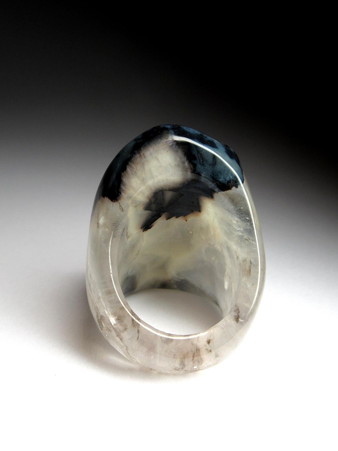 Big Black Agate and White Rock Crystal Solid Ring For Sale 5
