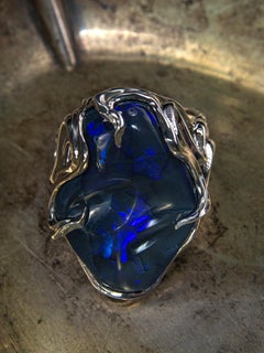 Großer Ring aus schwarzem Opal und Silber – Ring mit australischem blauem Opal