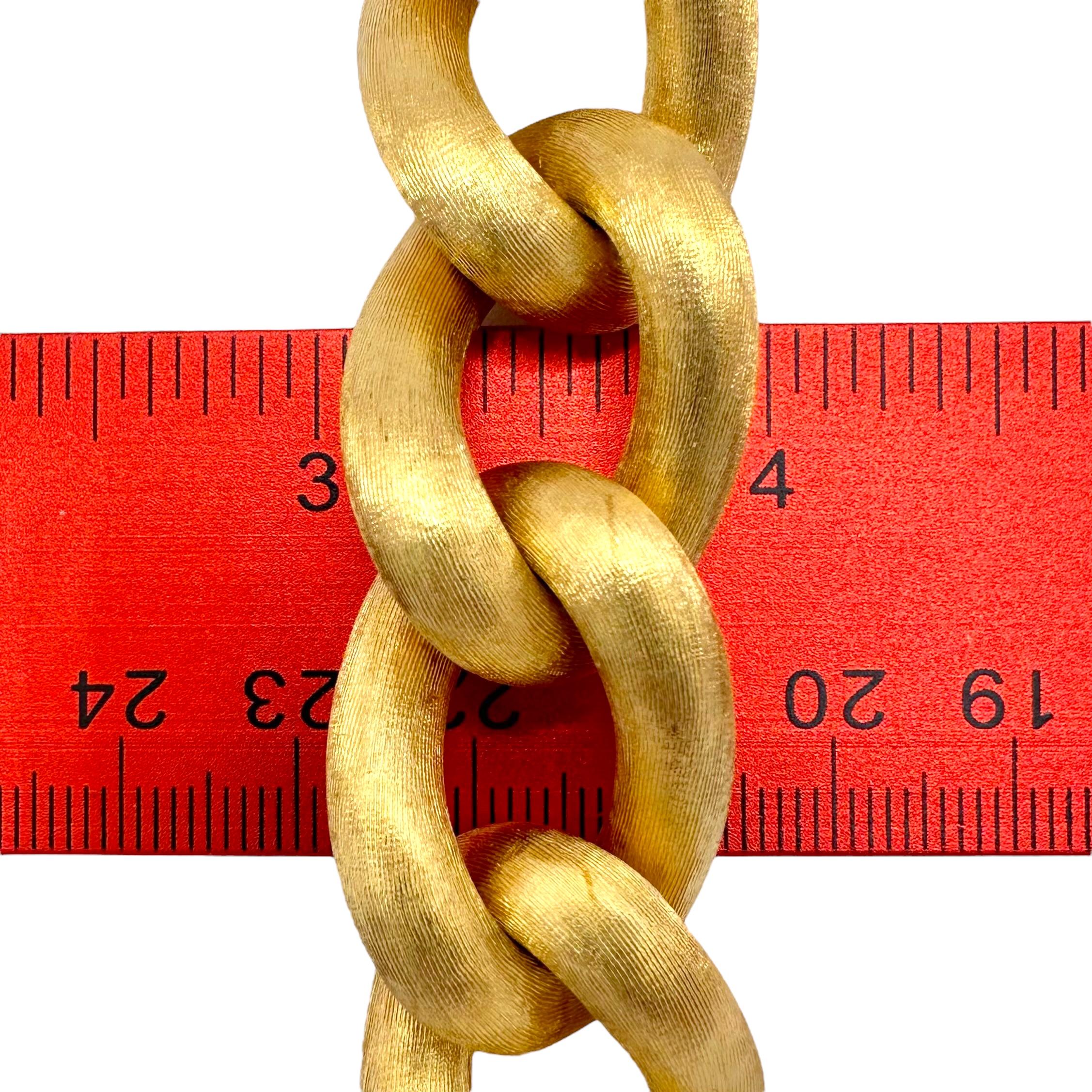 Großes, kühnes, Vintage, 18K Gelbgold, Florentine Finish Curb Link Armband für Damen oder Herren im Angebot