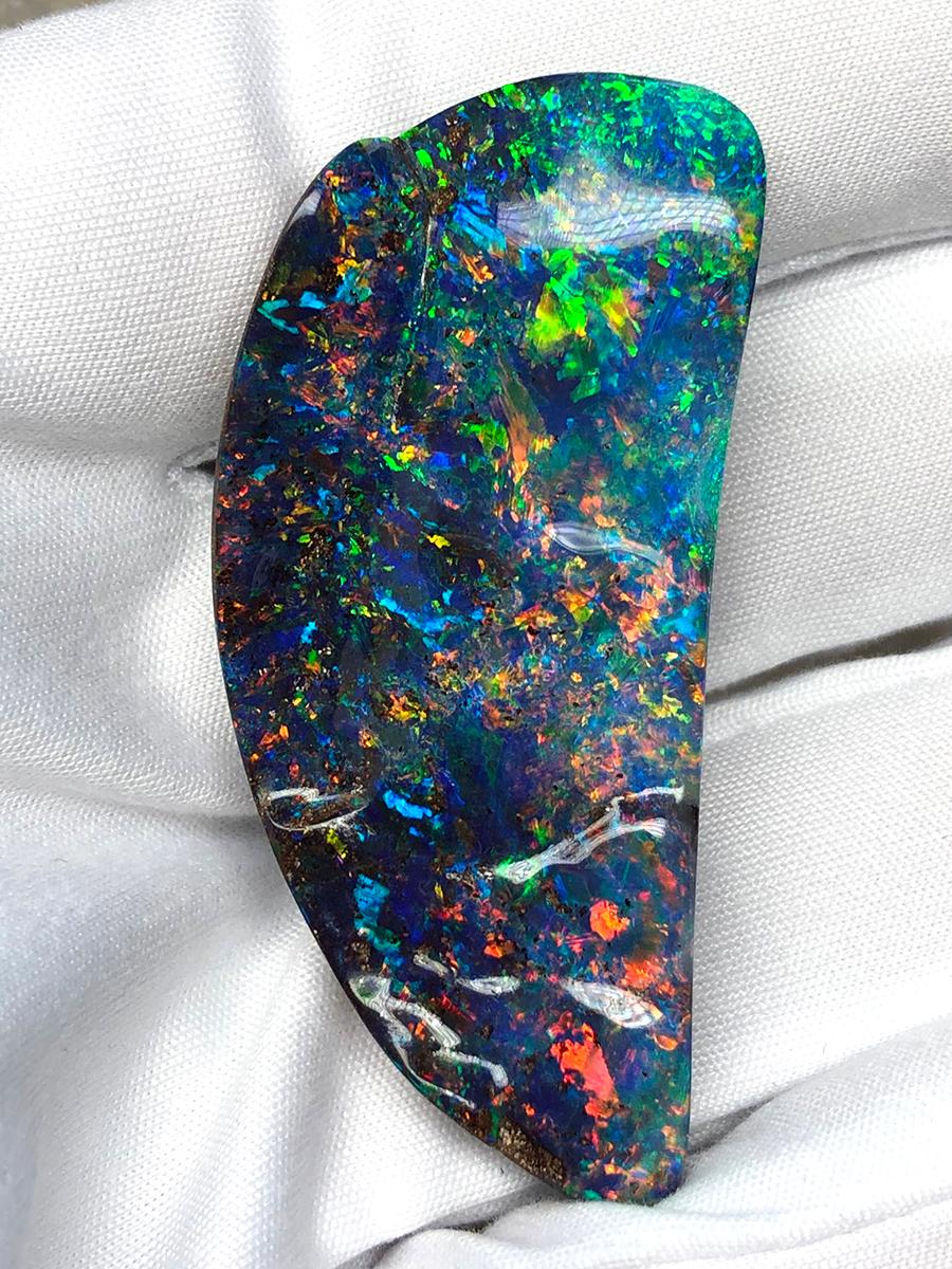 Großer australischer Freiformiger Opal Boulder Edelstein 47 Karat Neonblau SSEF zertifiziert im Angebot 7