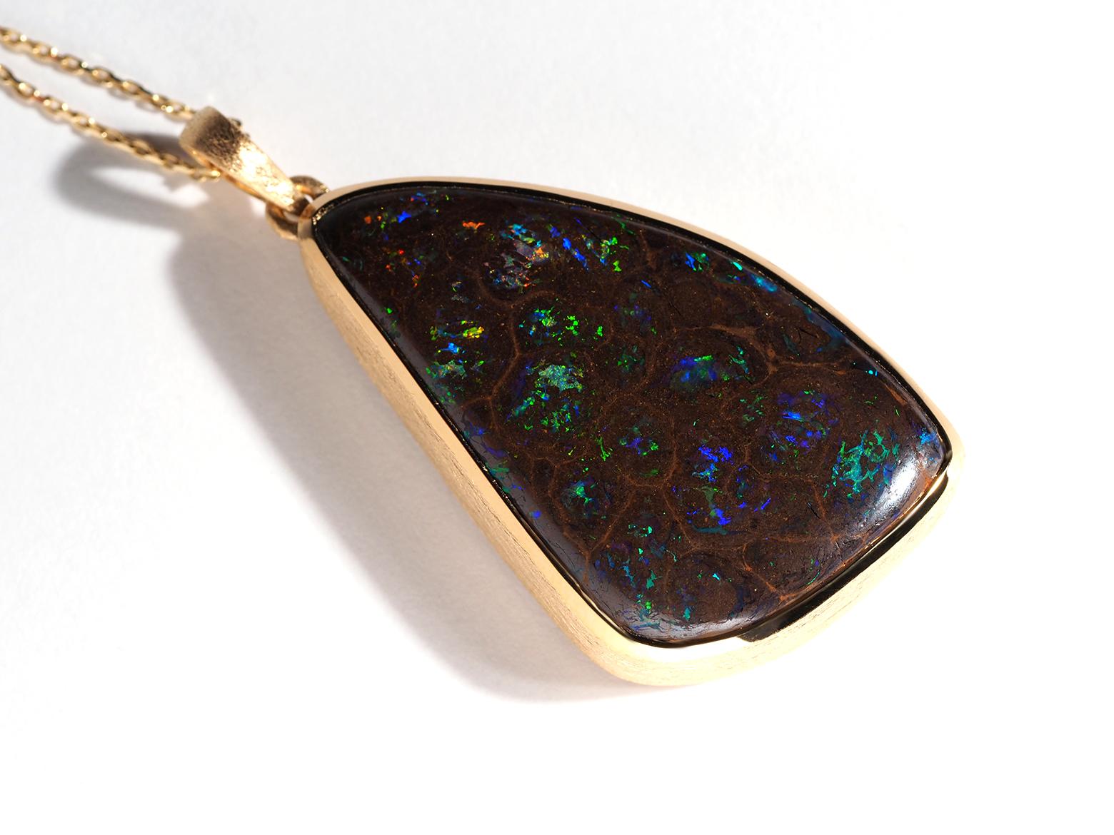 da uomo o donna Big Boulder Koroit Opal Collana in argento Opale naturale Ciondolo placcato oro in vendita