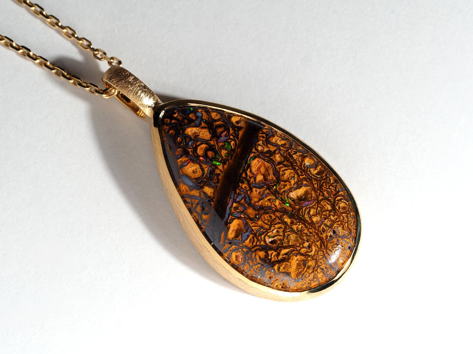 Big Boulder Koroit Opal Ciondolo in argento Collana in opale australiano placcato oro in vendita 4