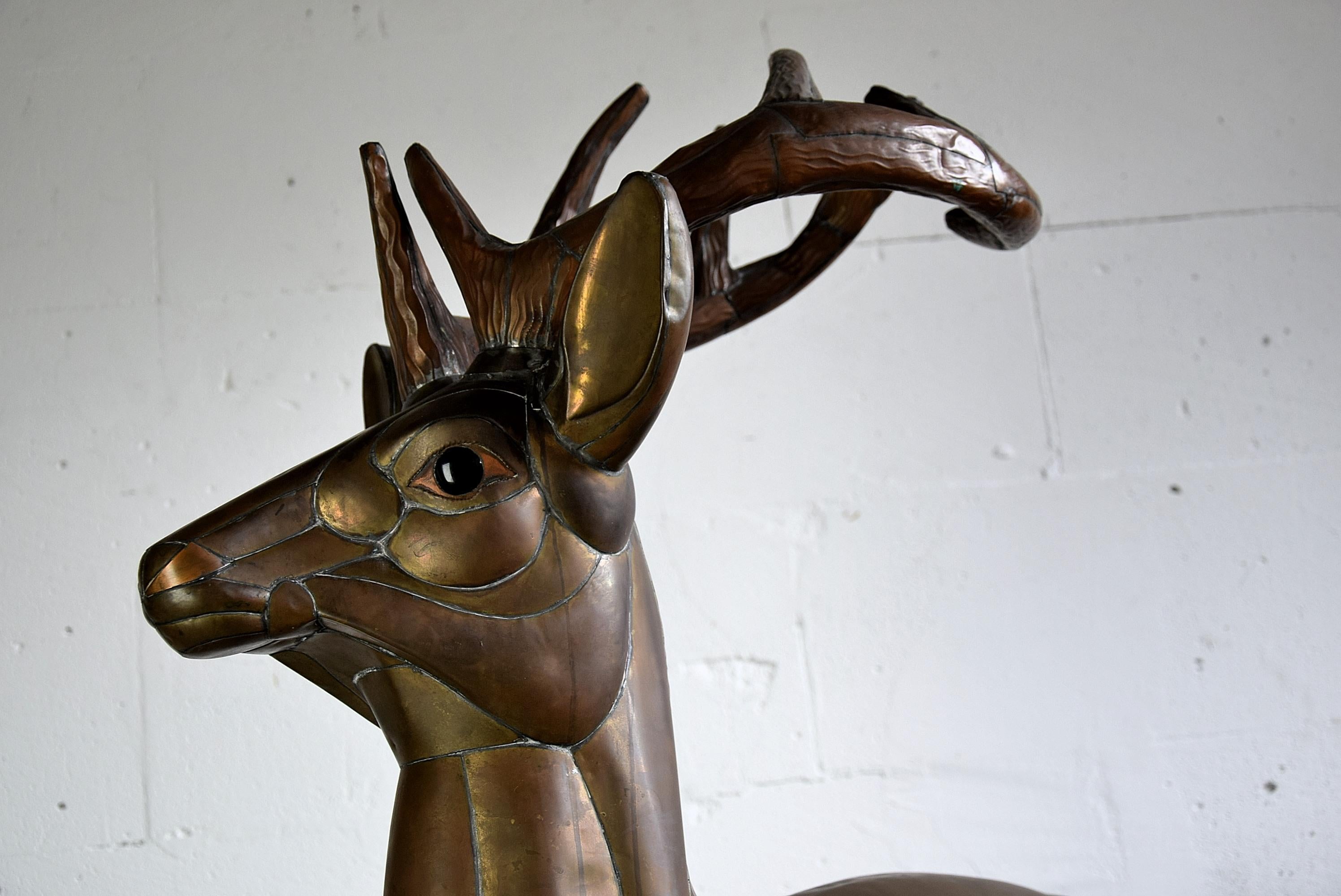 Big Bronze and Copper Deer Sculpture by Sergio Bustamante, 1975 In Good Condition In Weesp, NL