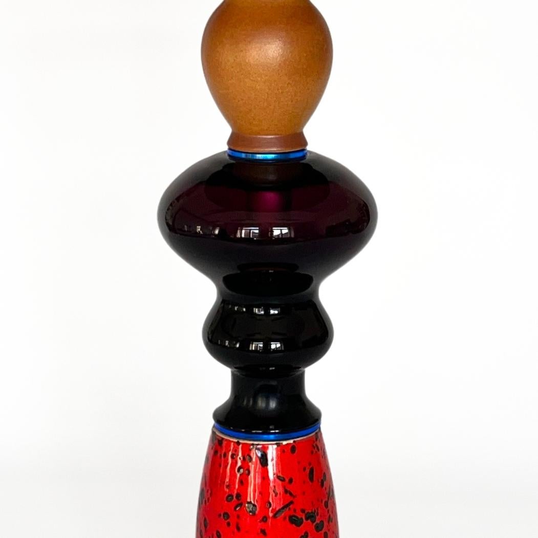Big Brown Eyes, Beistelltisch (Aluminium) im Angebot