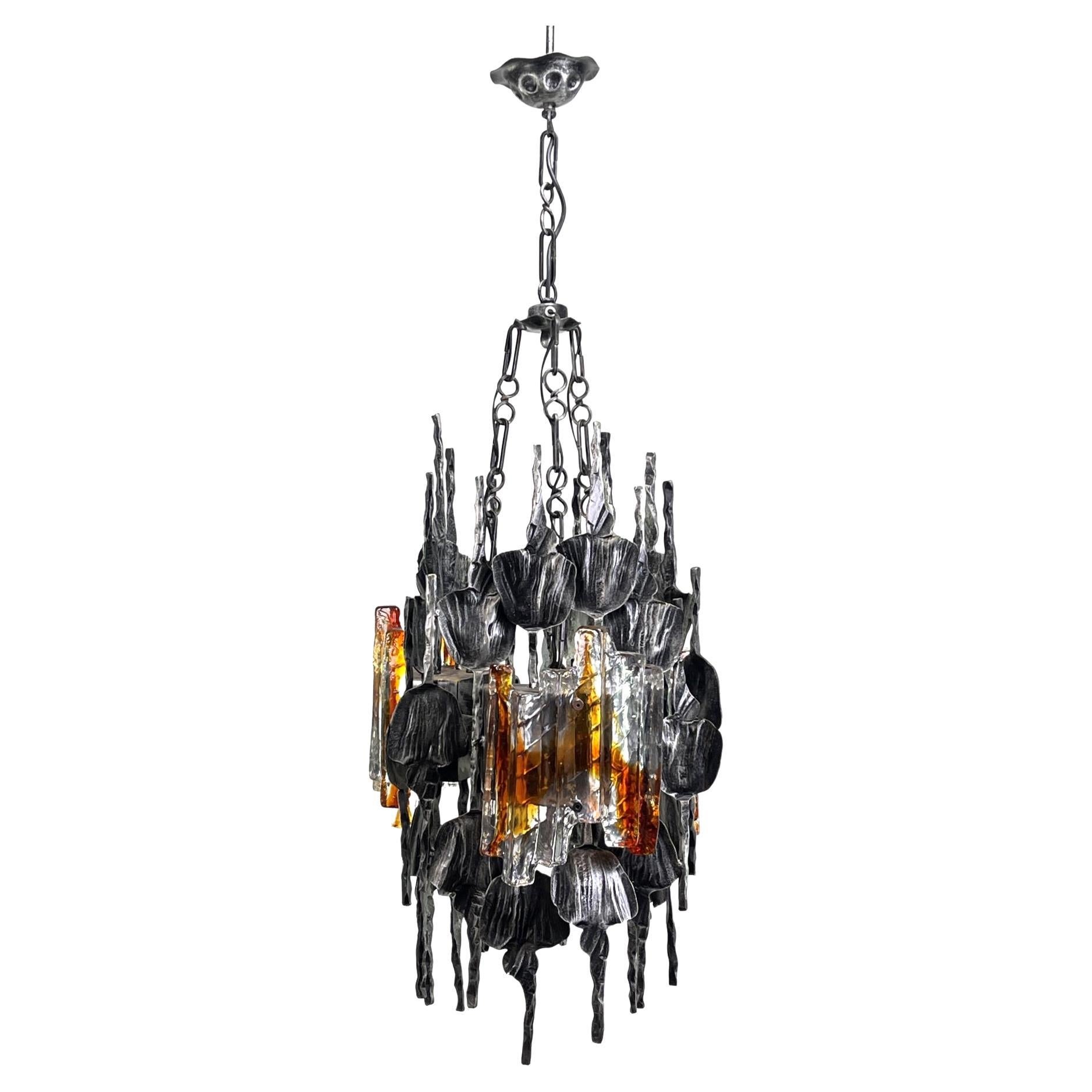 Grande lampada da soffitto brutalista in ferro e vetro di Murano di T. Ahlström e H. Ehrich, anni '60 in vendita
