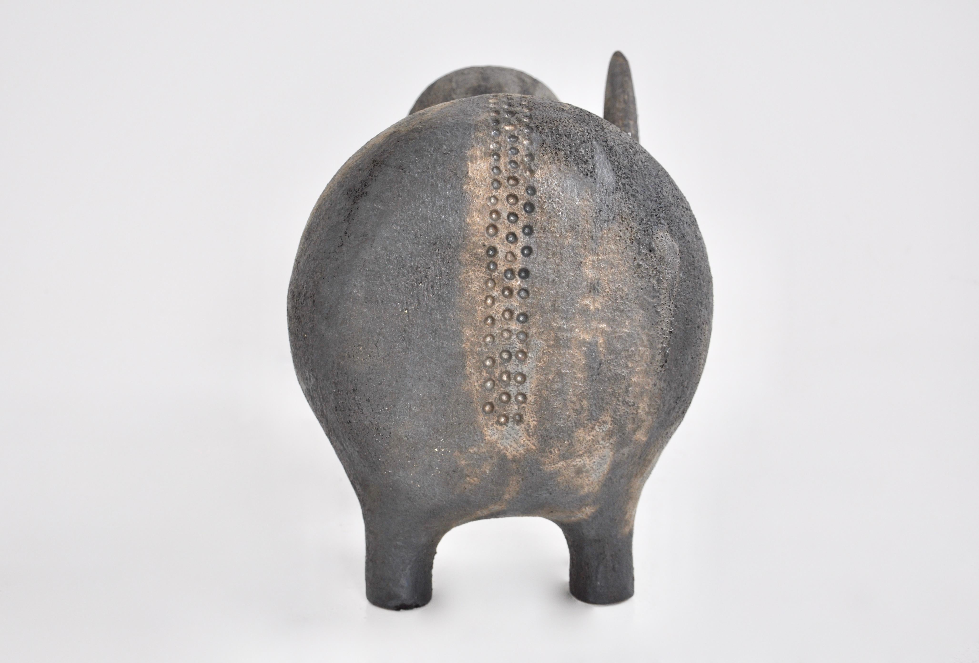 Großer Stier-Keramik von Dominique Pouchain (Ende des 20. Jahrhunderts) im Angebot