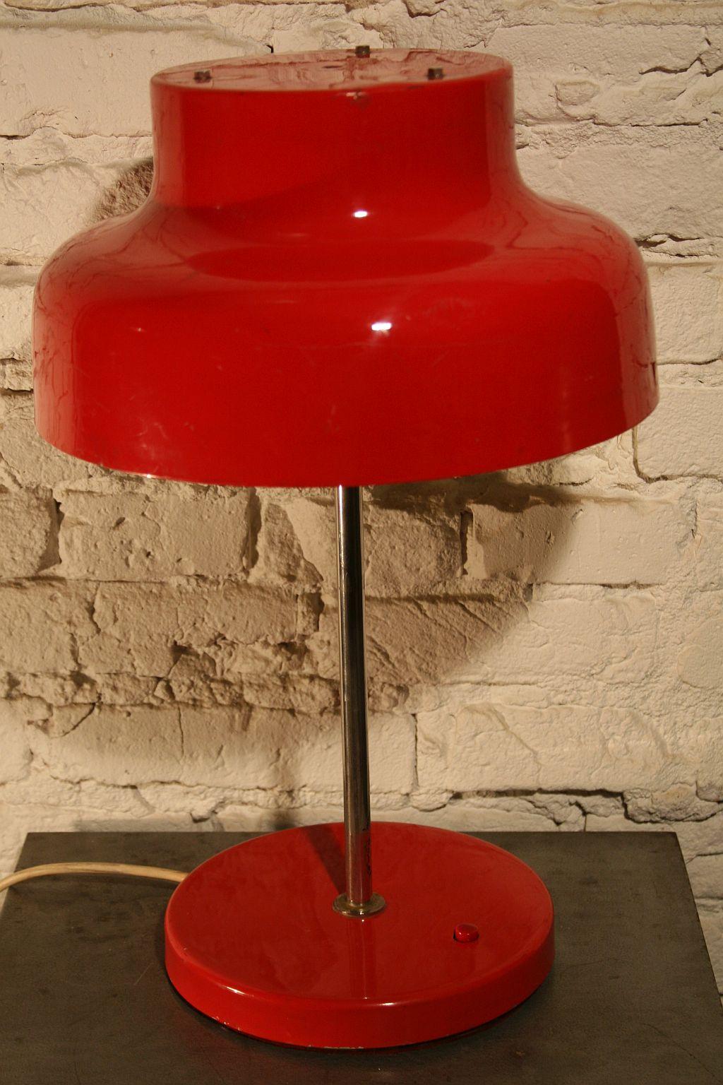 A large table lamp designed by Anders Pehrson representative of the midcentury Scandinavian Modern style.
Original red varnish, original electrical installation, lamp powered by three bulbs with E 27 thread. Lamp has normal signs of use scratches