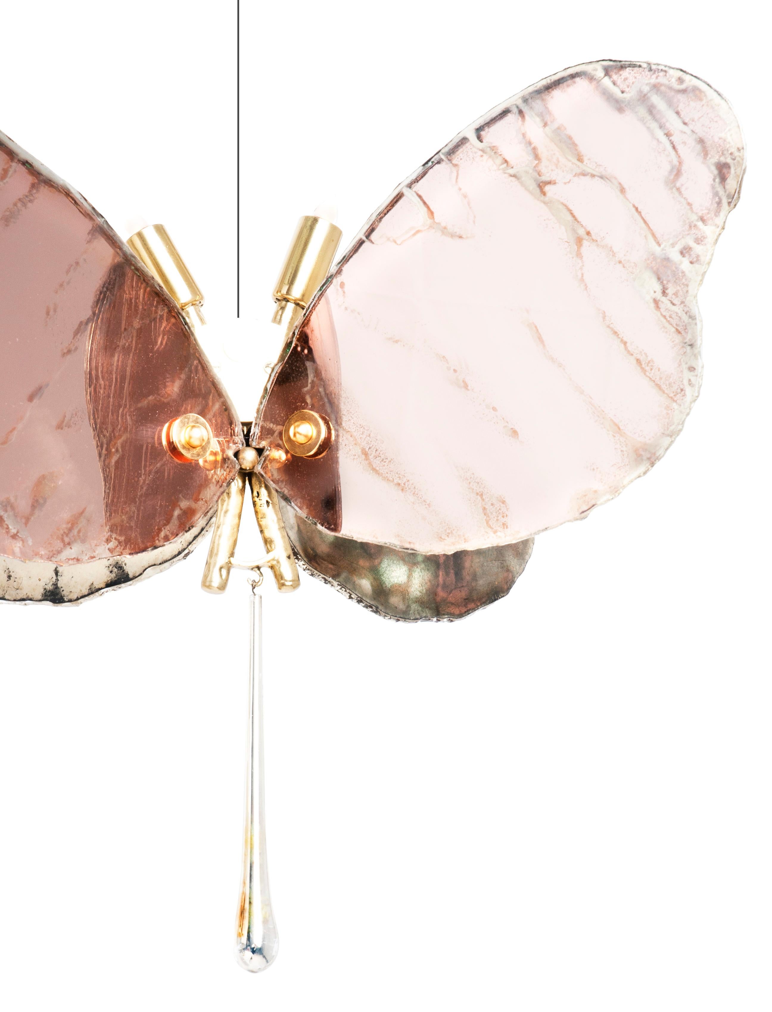 Zeitgenössische Schmetterlings-Pendelleuchte 40, versilbert, rosa Farbe, Messing   (Moderne) im Angebot