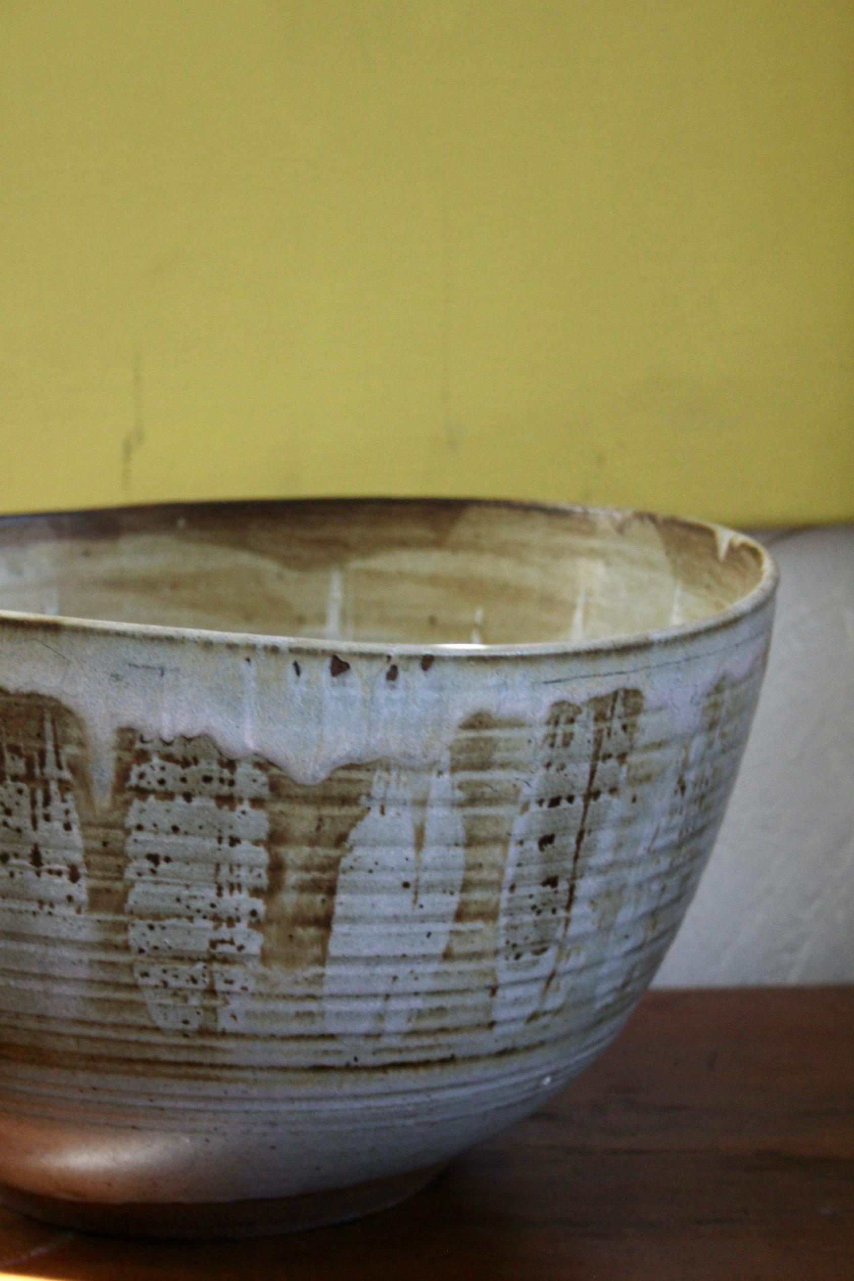 Cuenco decorativo grande de cerámica Cerámico en venta