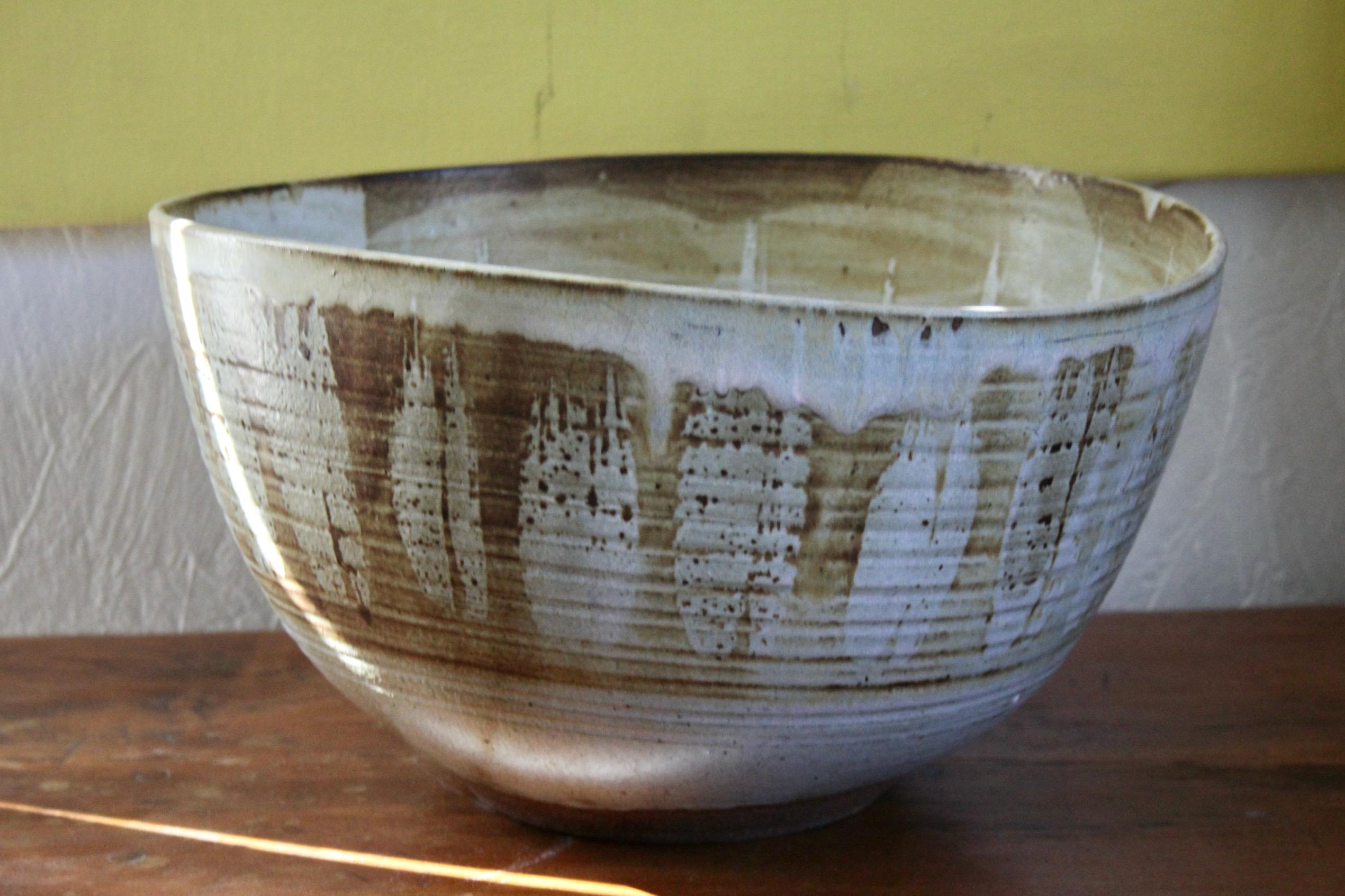 Cuenco decorativo grande de cerámica en venta 2
