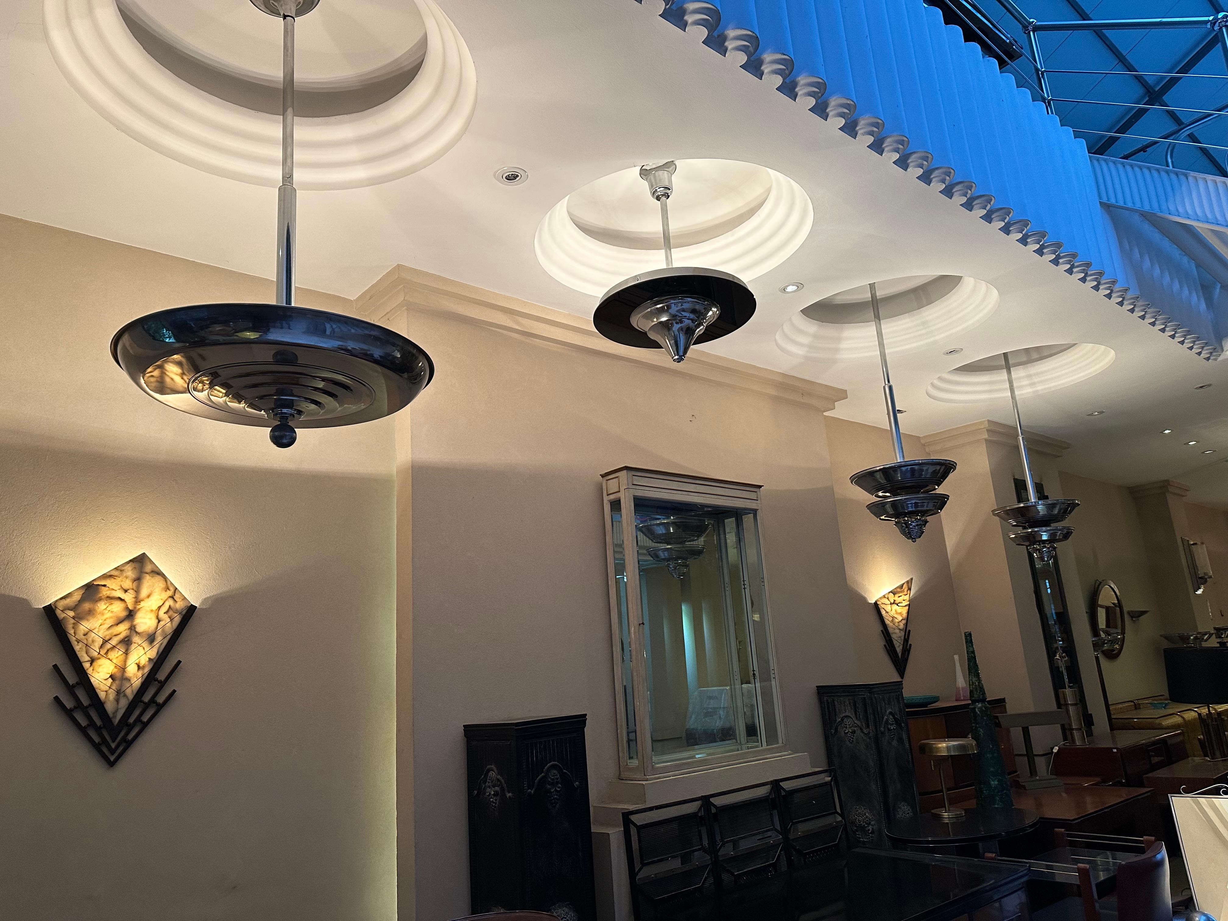 Big Chandelier Chromed 1920, Style Art Deco For Sale 7
