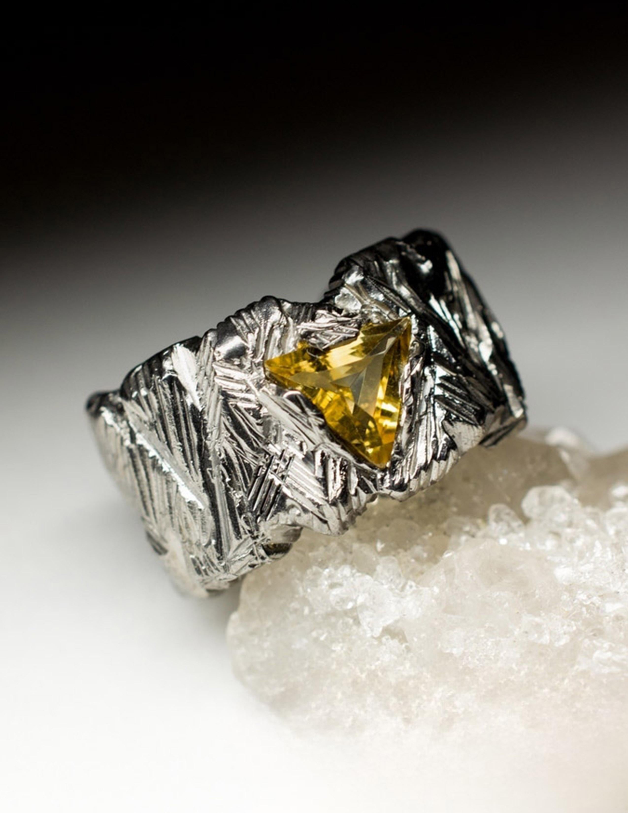 Women's or Men's Big Citrine Matte Black Finish Silver Ring Canary Yellow Brazilian Gemstone For Sale