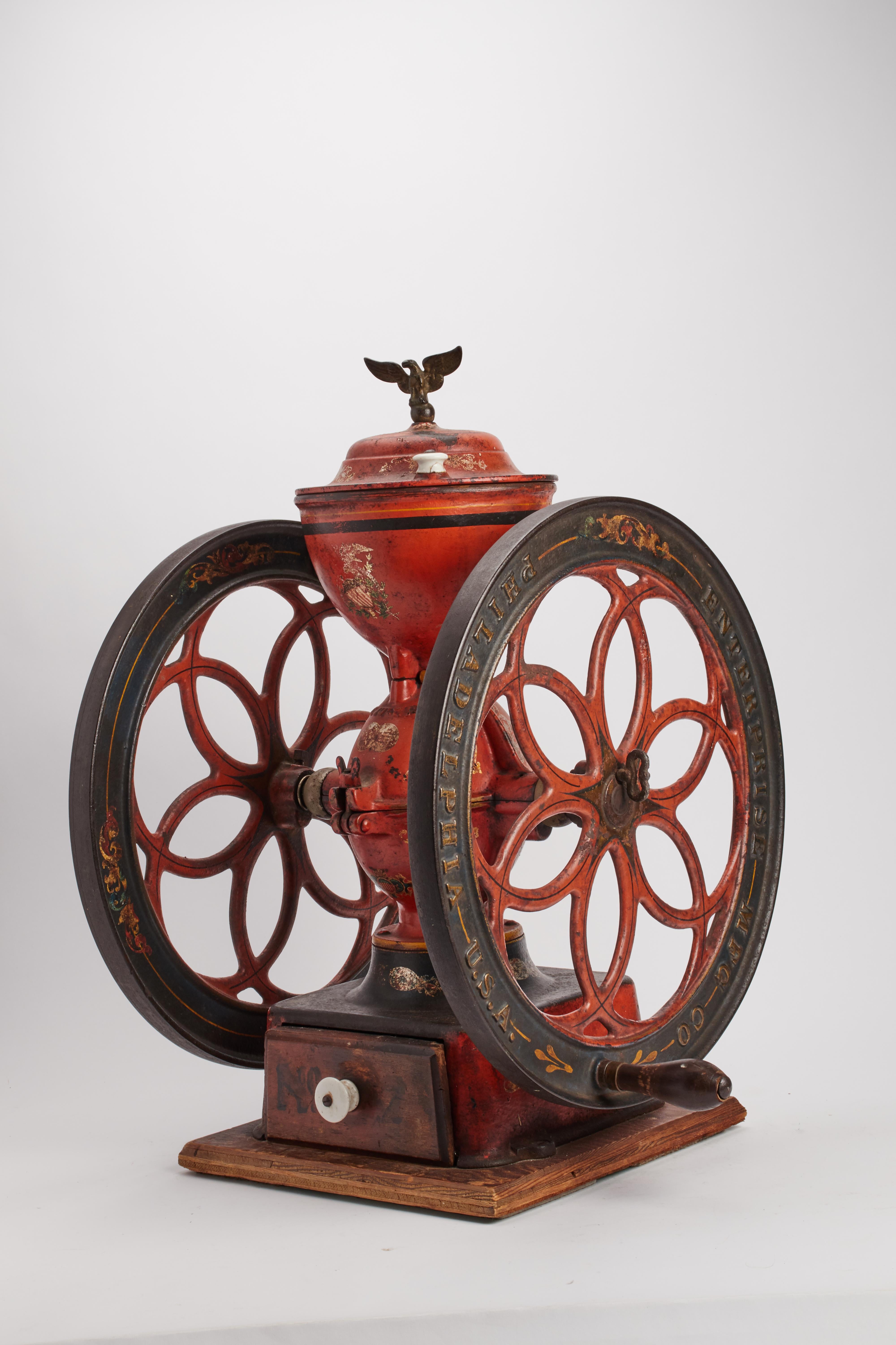 Big Coffee Grinder for a Coffee Roasting Desk, Philadelphia, 1880 In Good Condition In Milan, IT