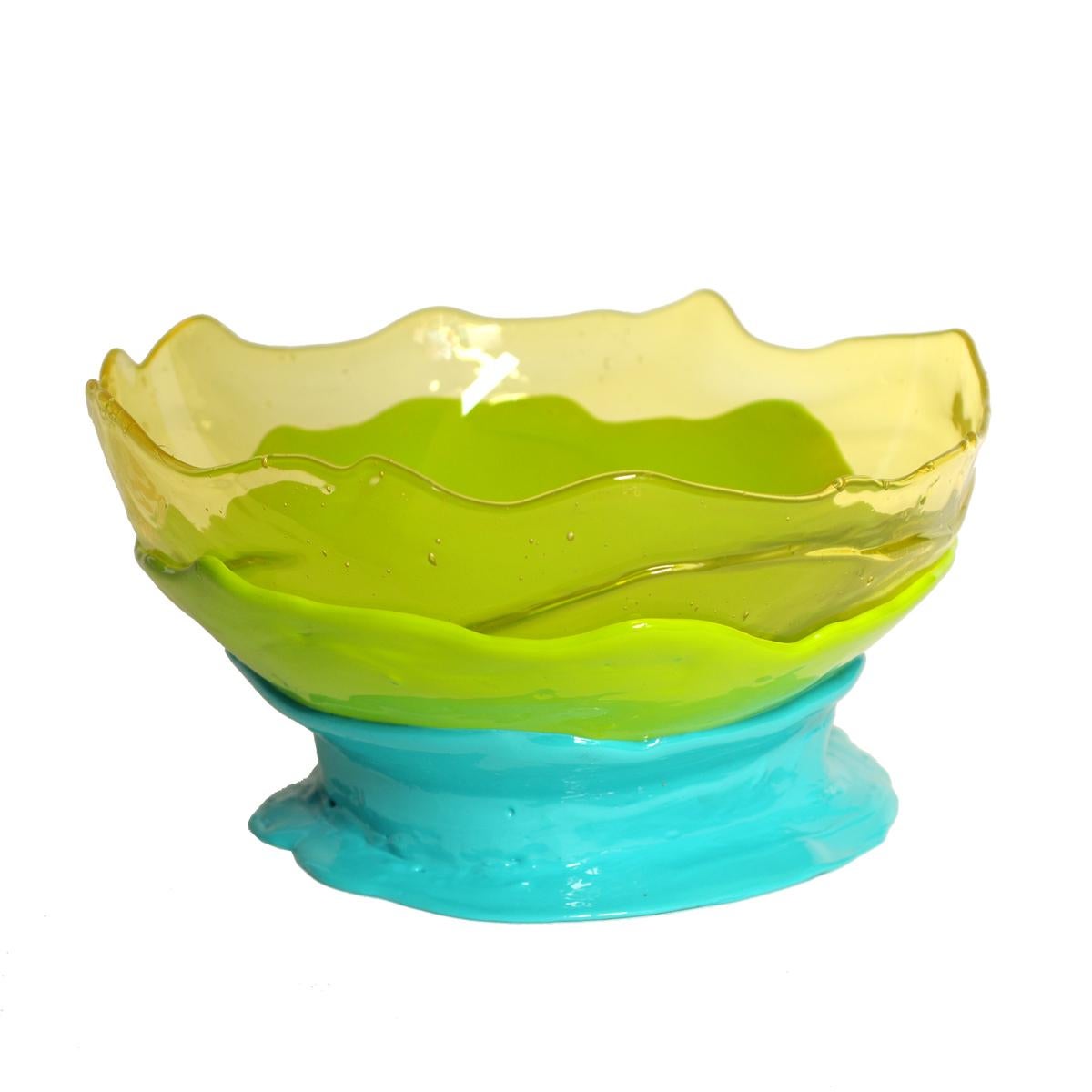 Vaso Big Bigli - giallo chiaro, lime opaco, turchese opaco.

Vaso in resina morbida disegnato da Gaetano Pesce nel 1995 per la collezione Fish Design.

Informazioni aggiuntive:
Materiale: resina morbida
Colori: giallo chiaro, lime opaco, turchese