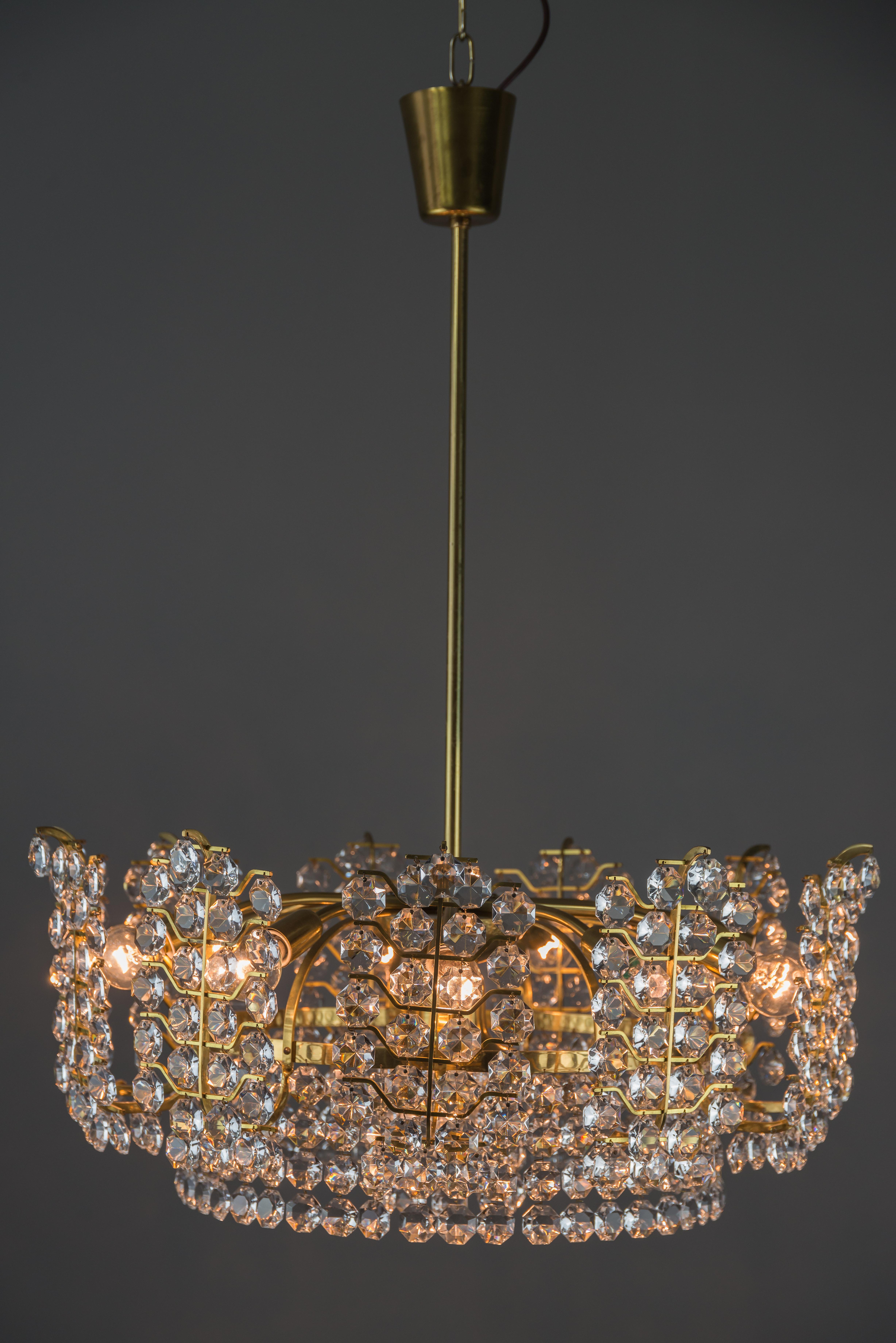 Brass Big Crystal Glass Bakalowits Chandelier, Vienna, 1950s For Sale