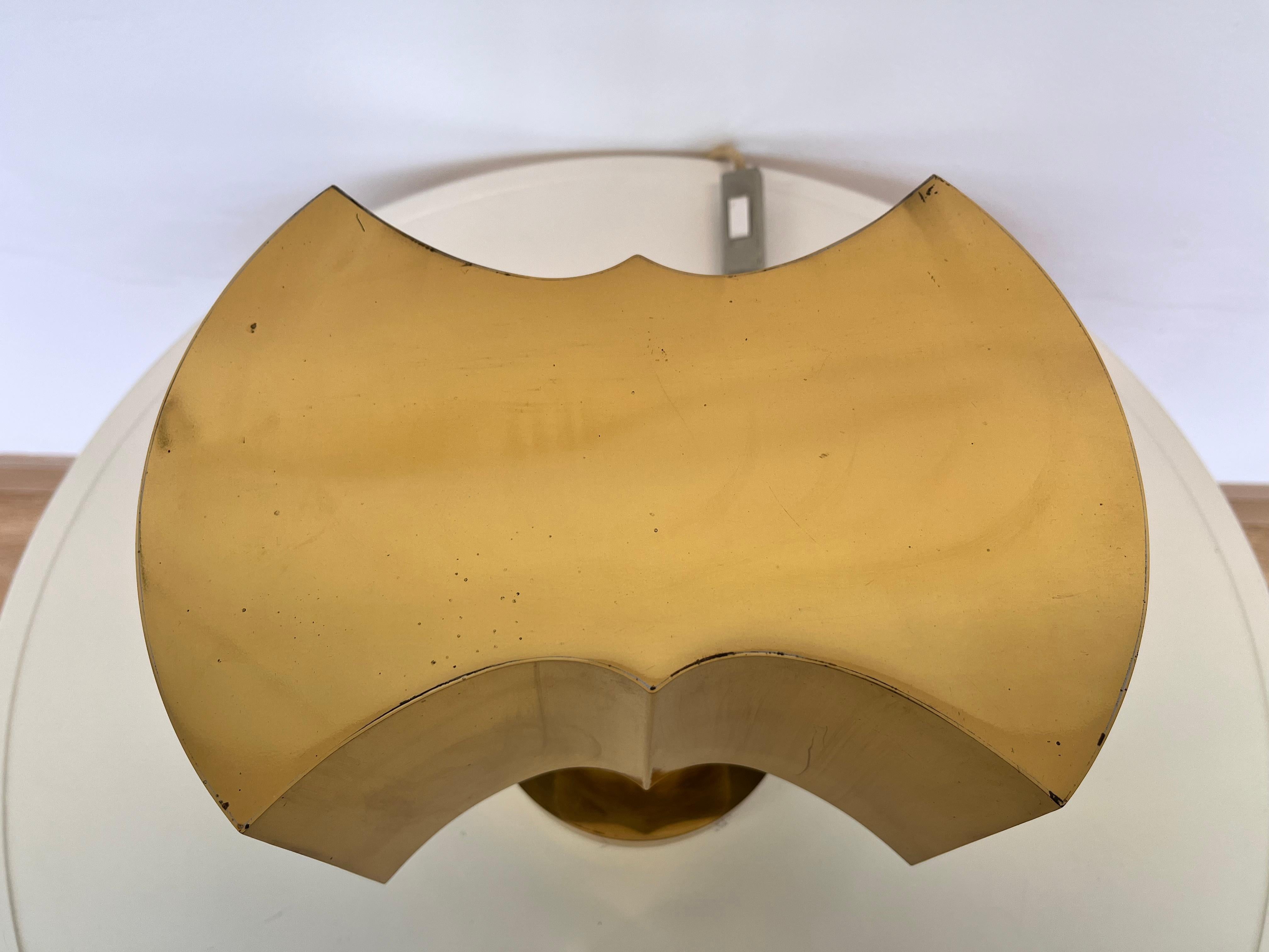 BIG Design-Tischlampe aus Messing – Tschechoslowakei, 1980er Jahre im Zustand „Gut“ im Angebot in Praha, CZ