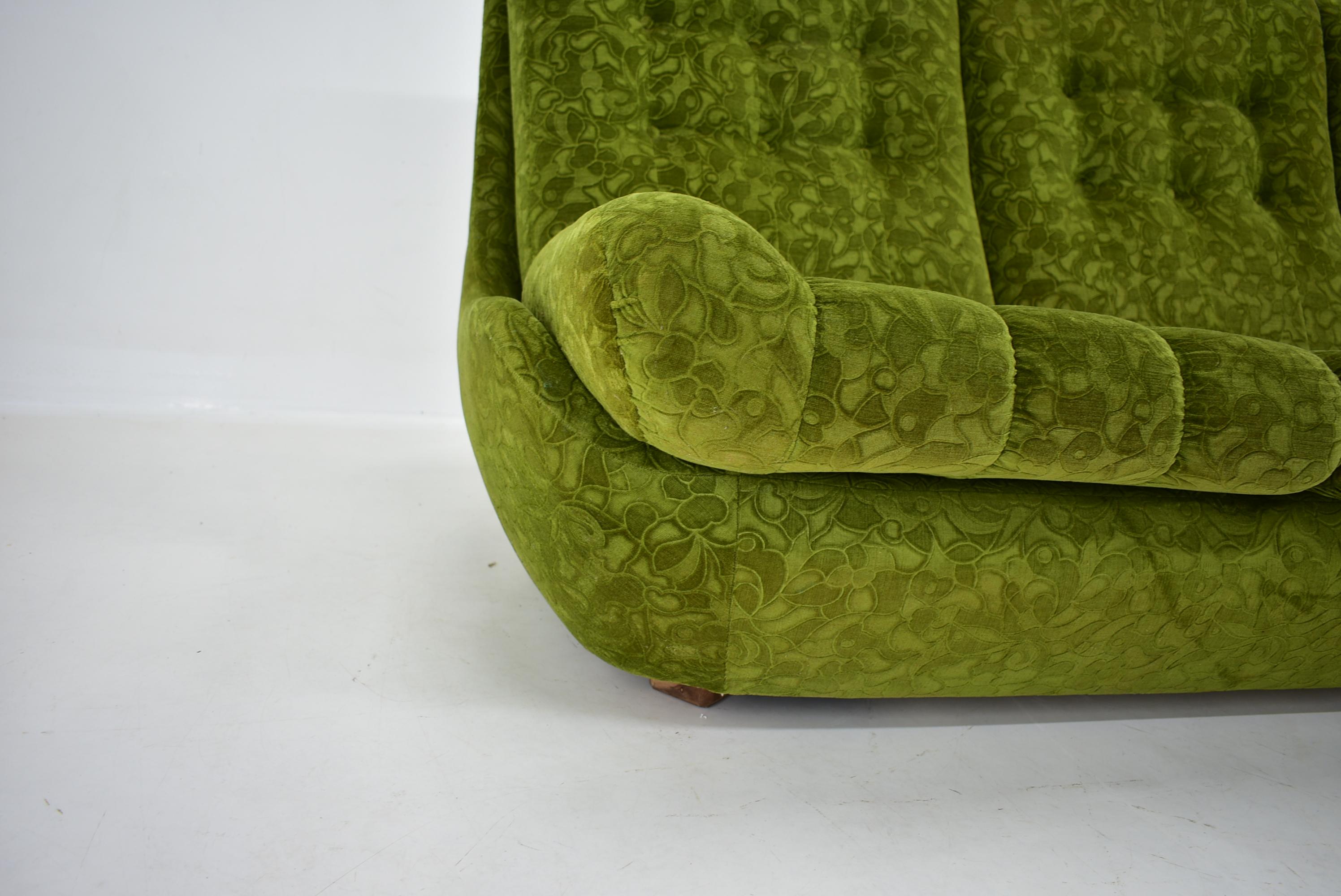 1970s sofa styles