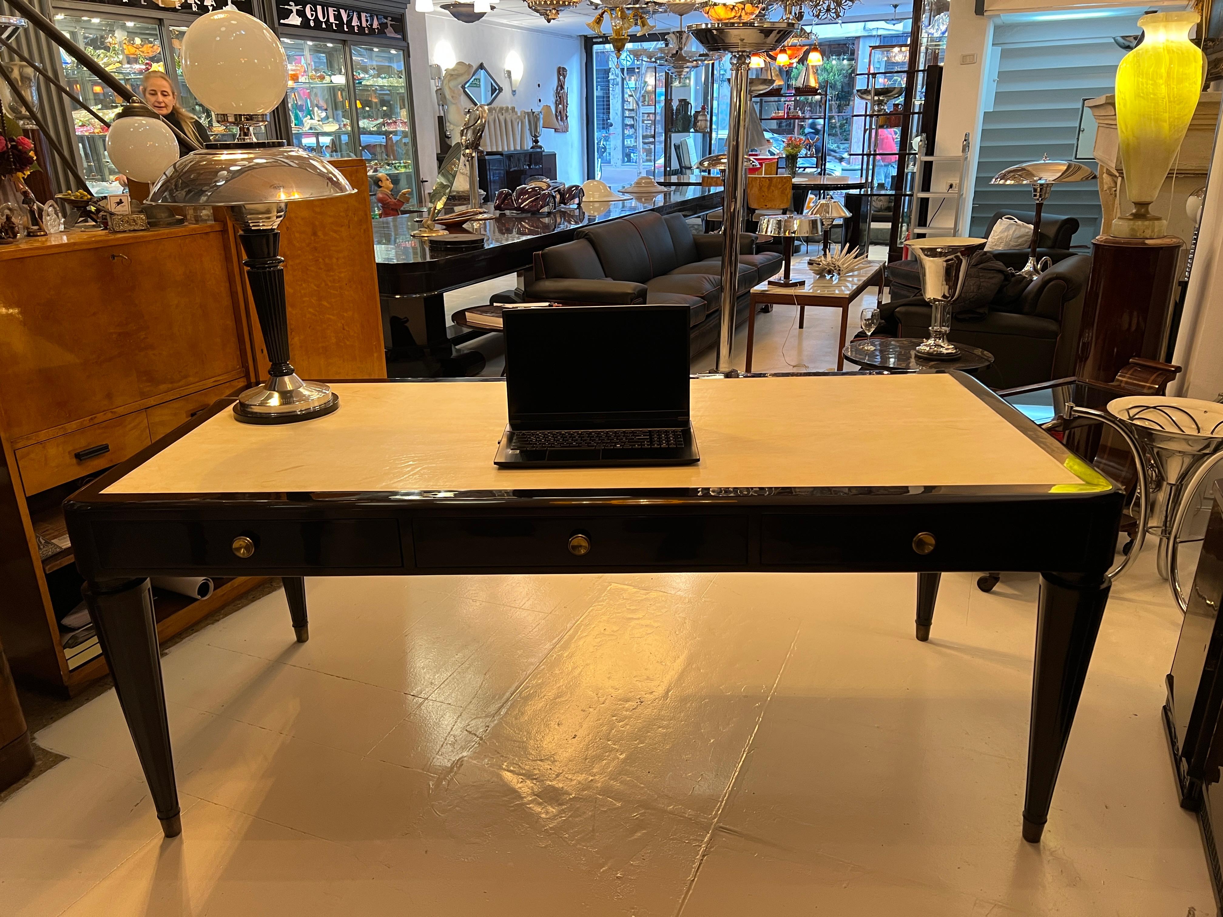 Big Desk Art Deco in Wood and Parchment, with 3 Drawers, 1930, Made in France For Sale 6