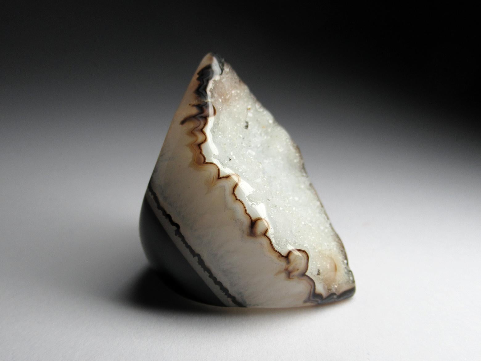 Big Druzy Quartz Ring Pale Blue Raw Uncut Eye Shape Gemstone Unusual Ring Unisex For Sale 4