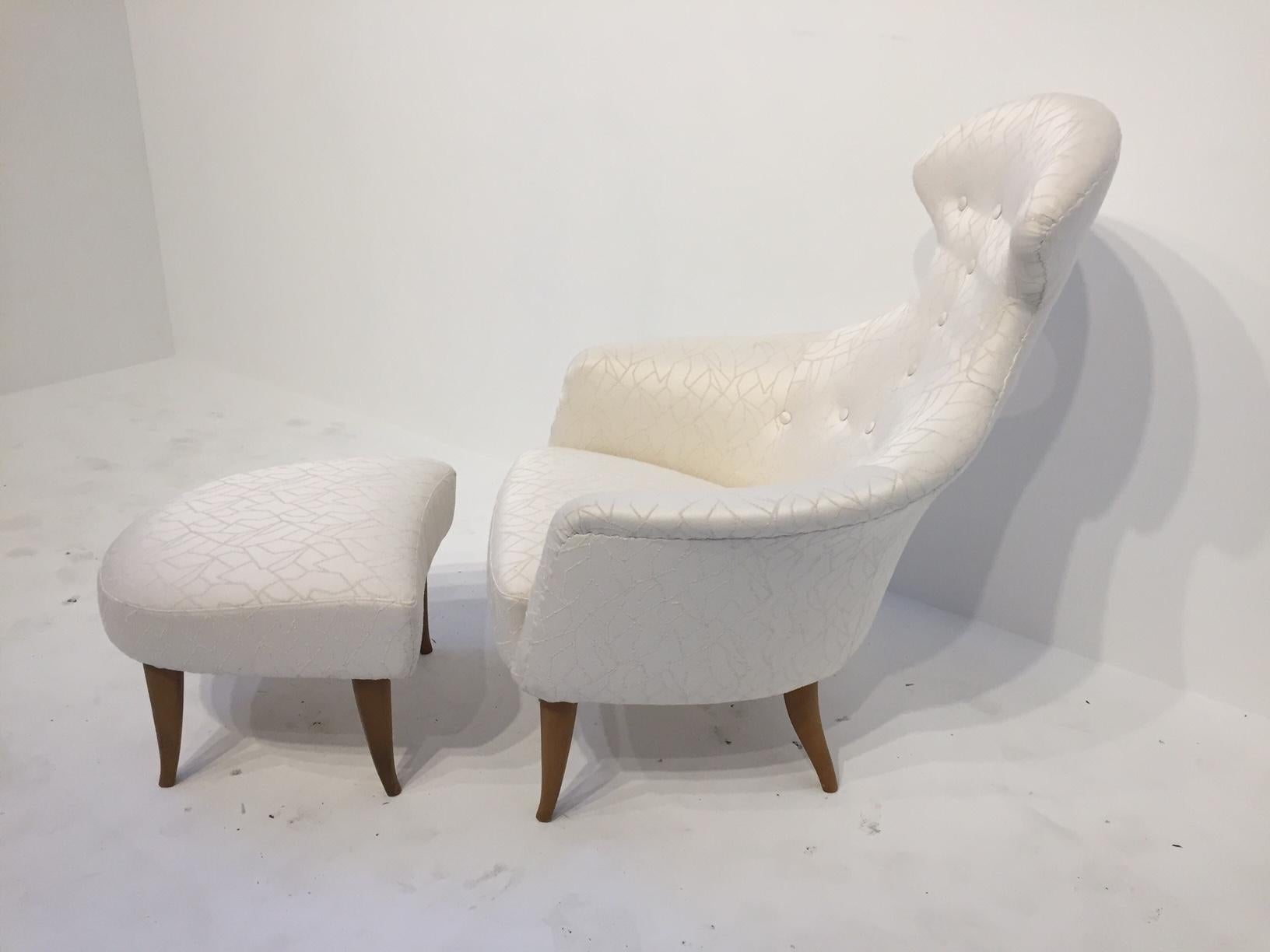 Big Eva Loundge Chair with Ottoman by Kerstin Hörlin Holmquist (Schwedisch)