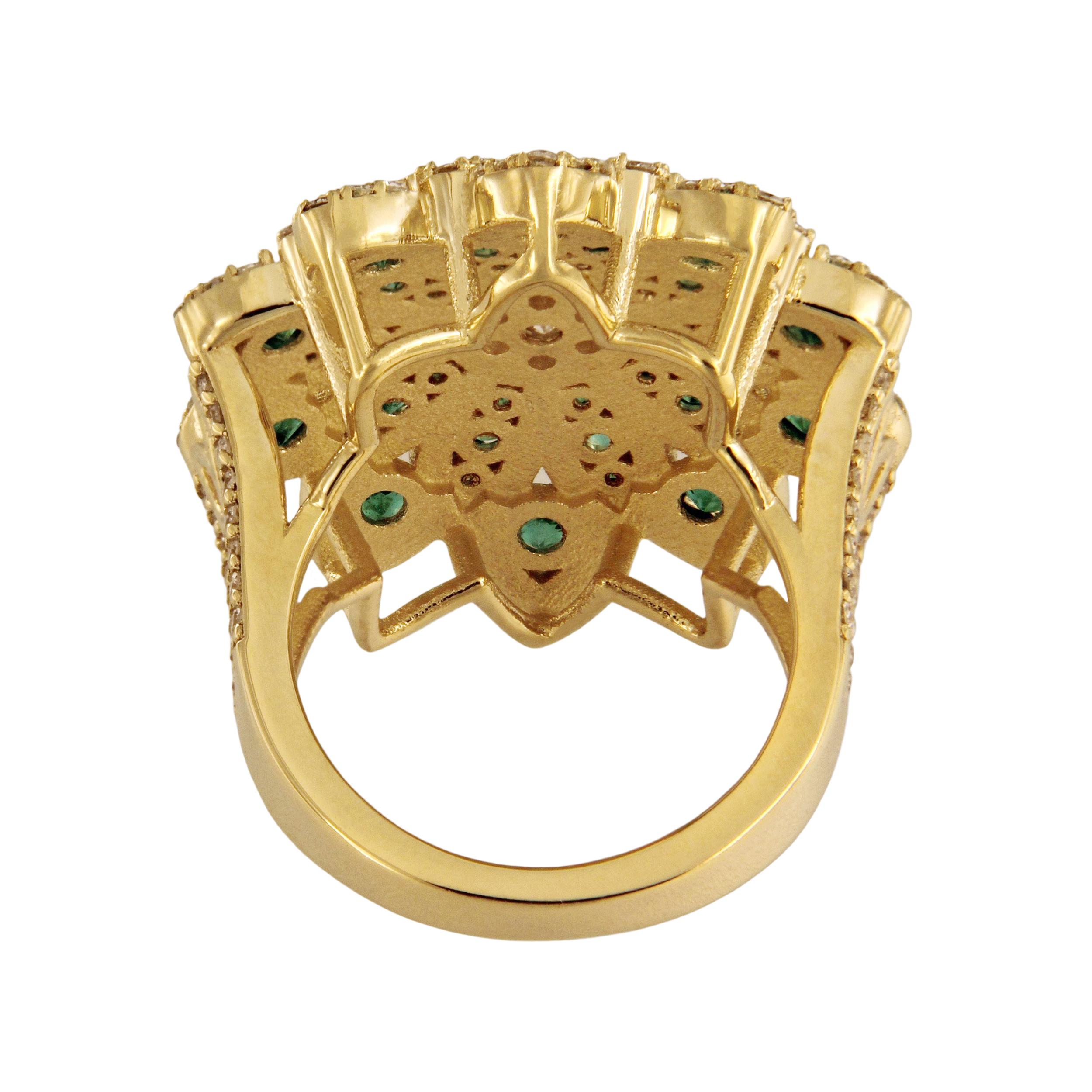 Groer ausgefallener Blumenring mit Diamanten und kolumbianischen Smaragden Damen im Angebot