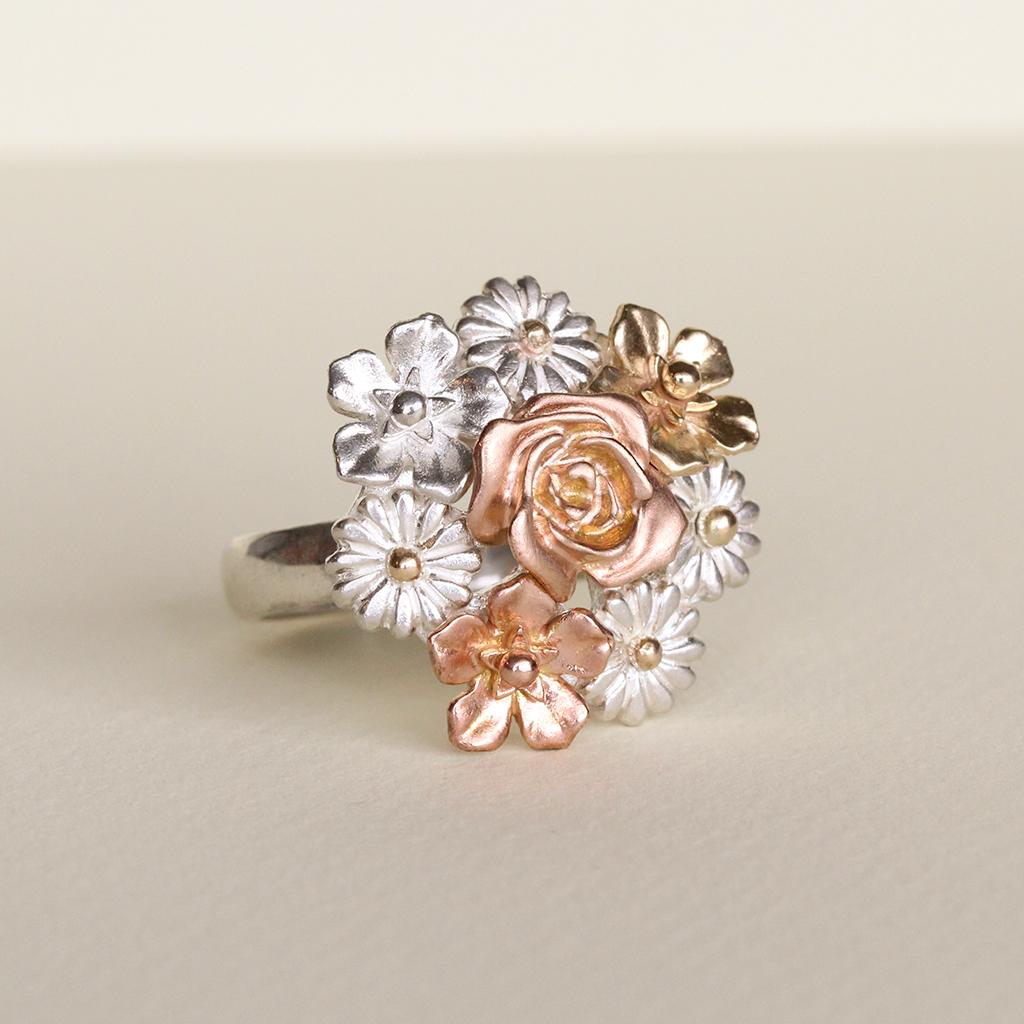 For Sale:  Big Flower Bouquet Ring/ 9CT Gold and Silver 2