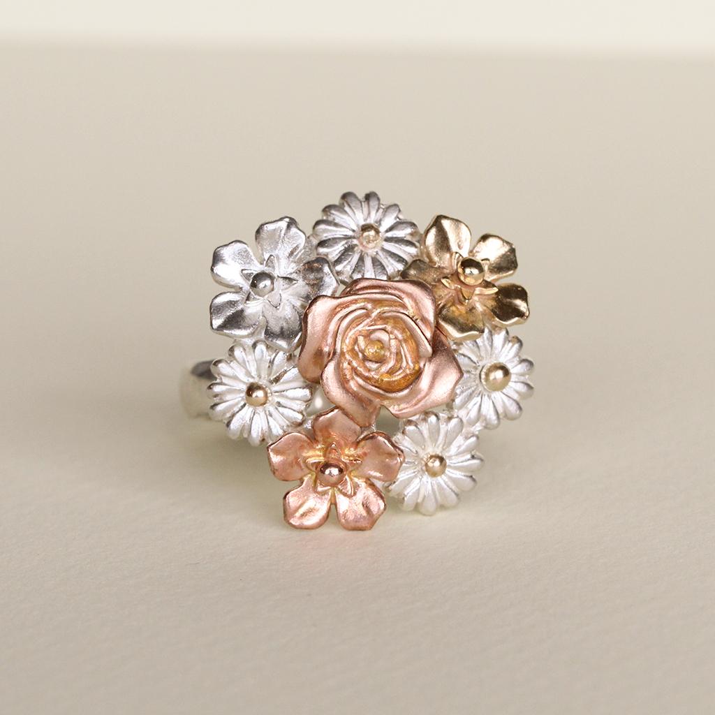For Sale:  Big Flower Bouquet Ring/ 9CT Gold and Silver 3