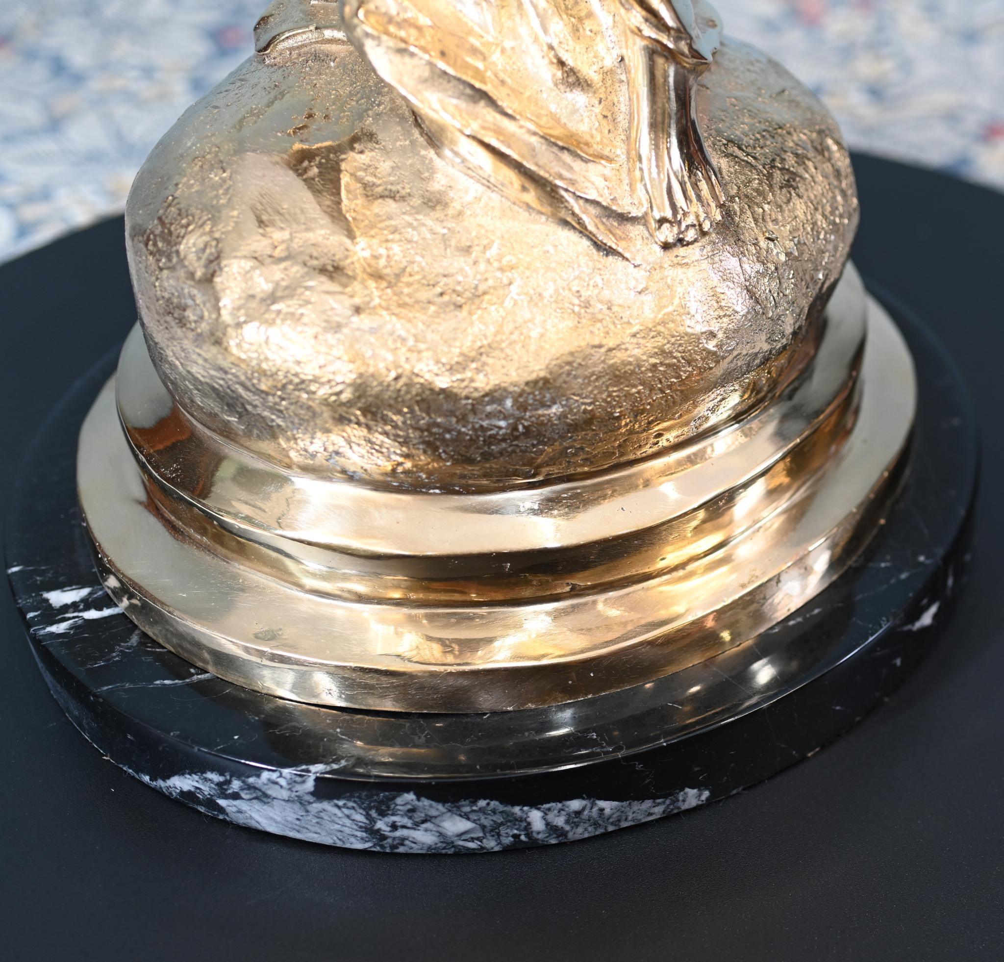 Estatua de la Gran Dama Voladora Art Nouveau Bronce Espíritu del Extasis en venta 2