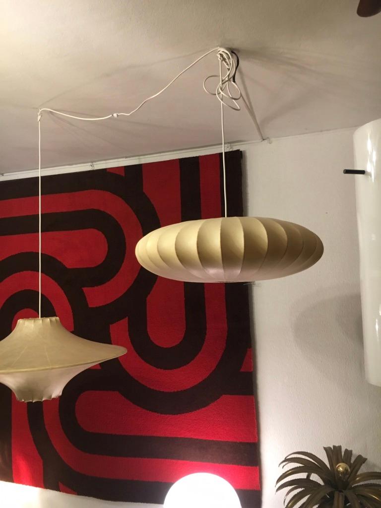 Mid-20th Century Big Flying Saucer Cocoon Pendant Lamp, 1960s