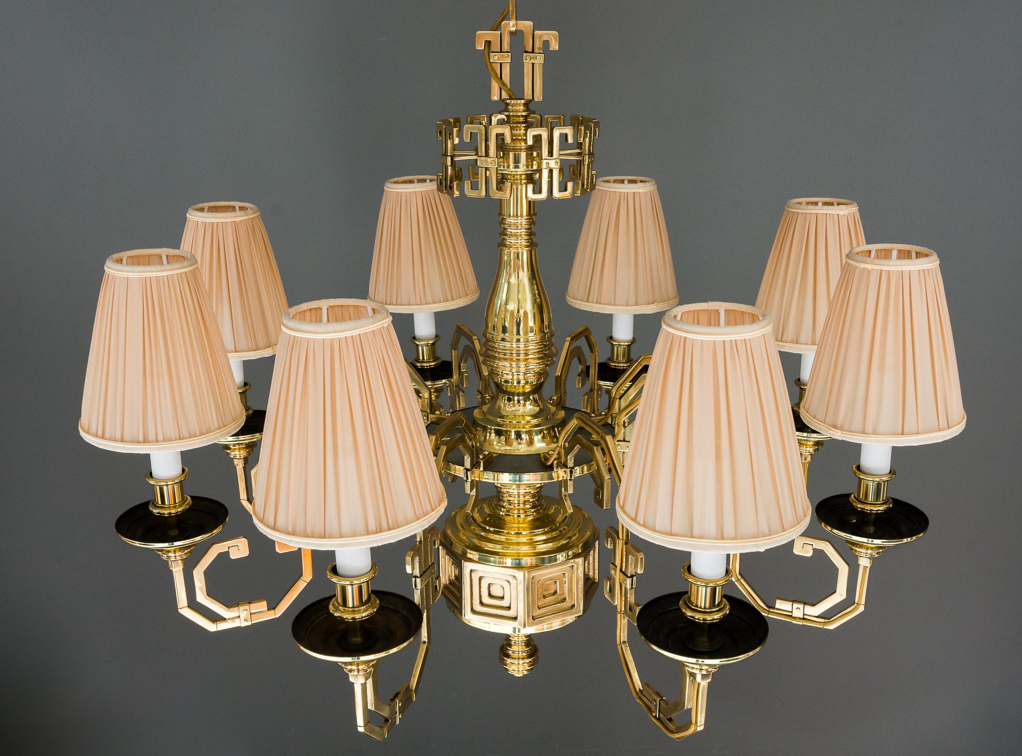 Big Gaetano Sciolari Brass Saloon Chandelier, circa 1920s For Sale 5