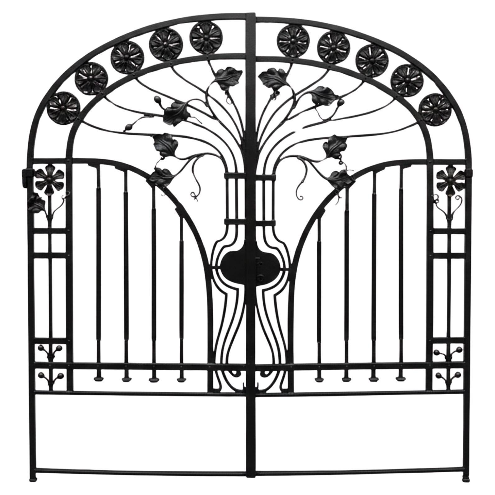 Big Gate Jugendstil, Art Nouveau, Liberty in iron, Made in France For Sale