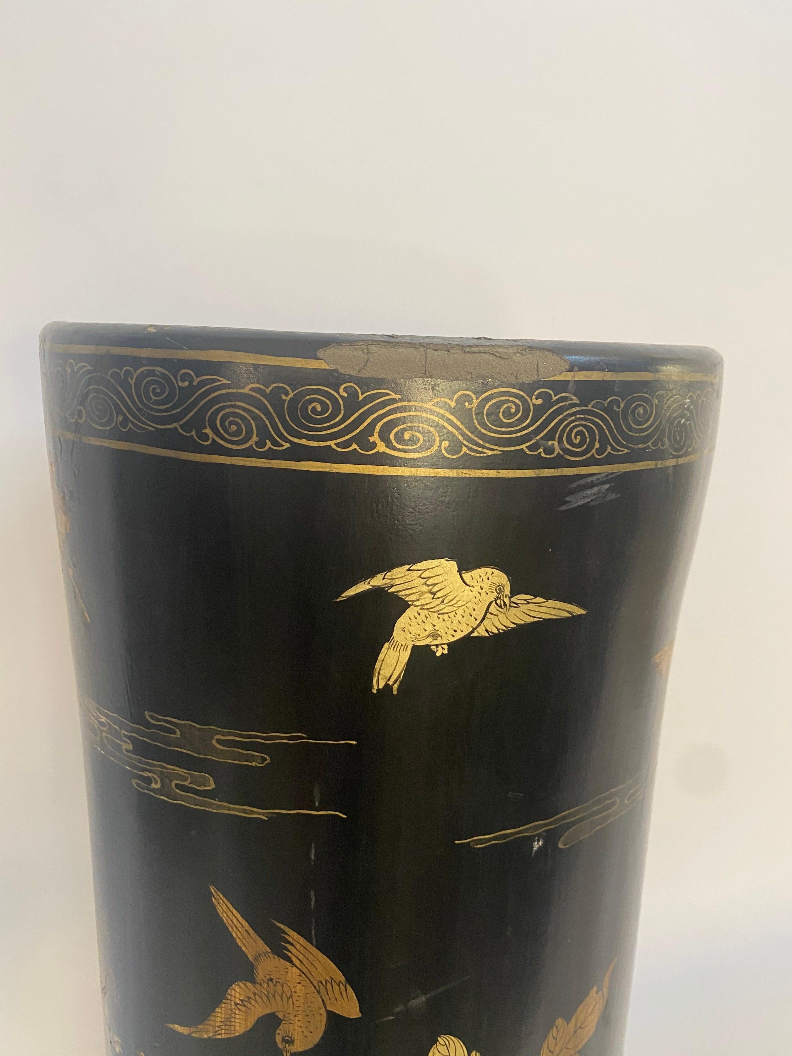 English Big Golden Black Lacquer Chinese Style Arrow Barrels  For Sale